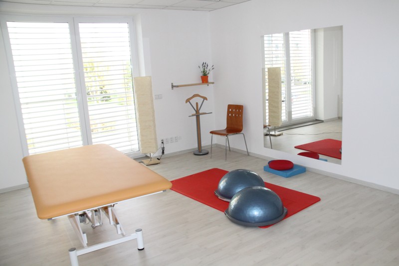FYZIOklinika - zdravotnické zařízení foto 3