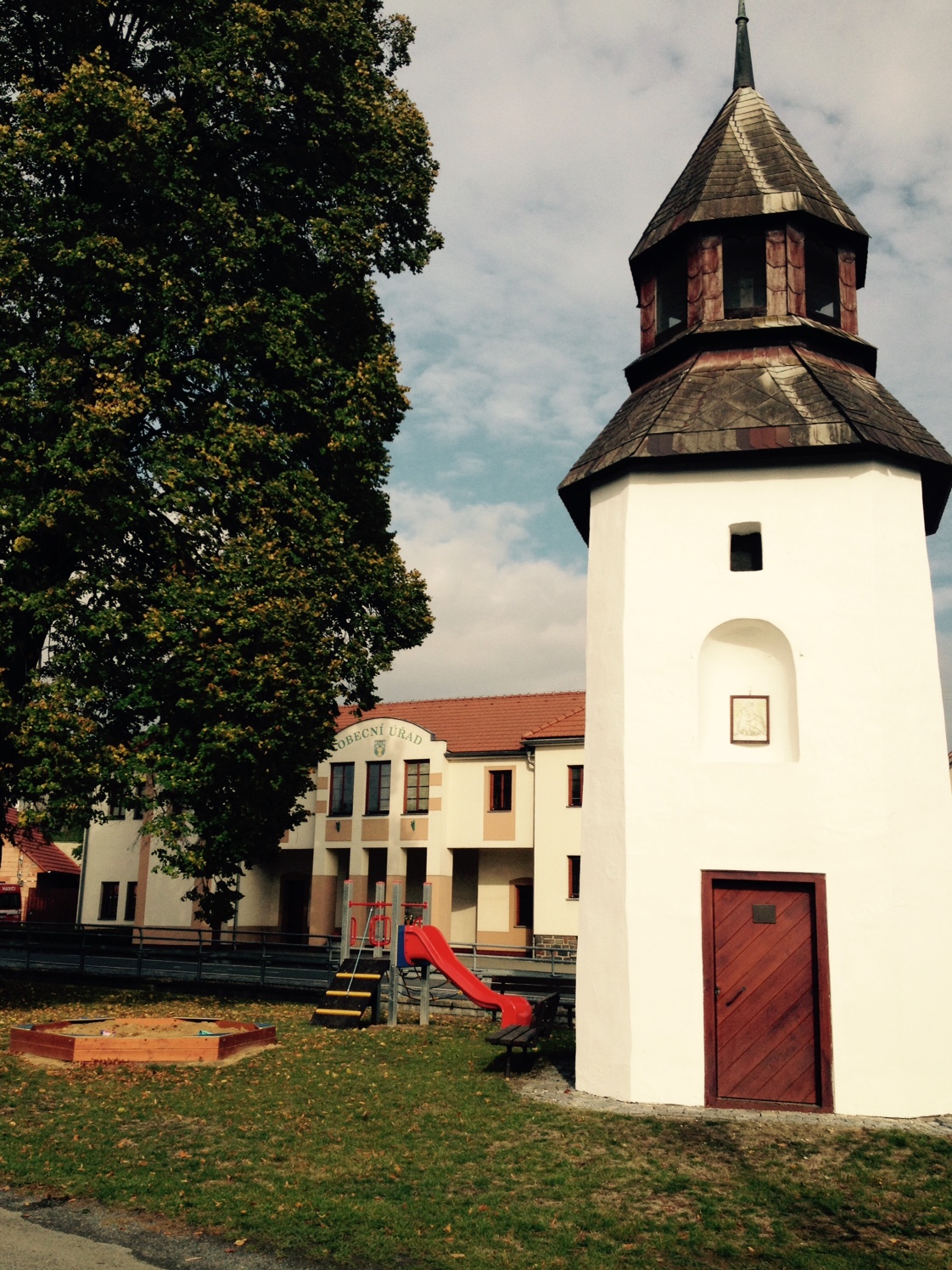 Olšovec - obecní úřad foto 2