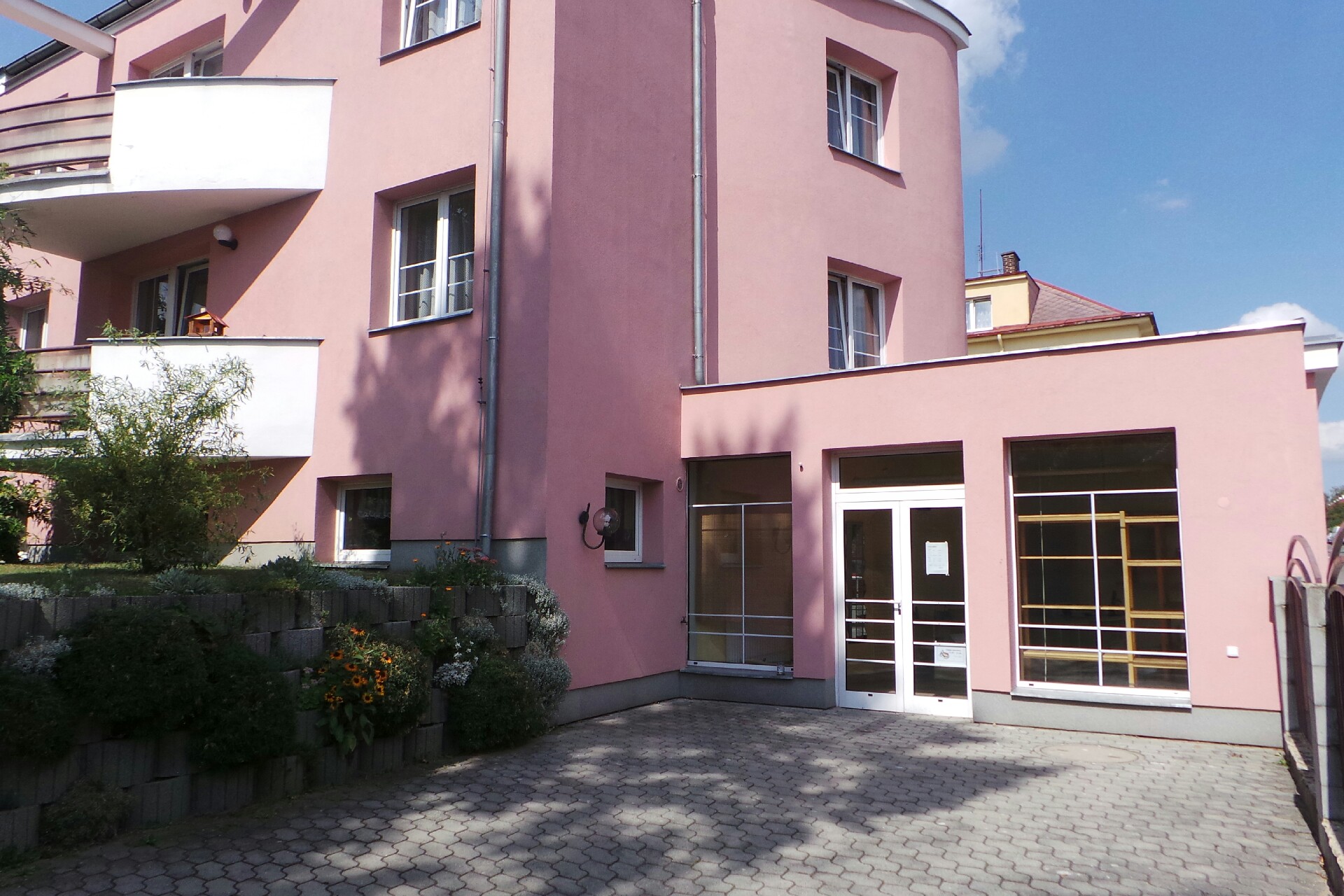 AMBULANCE MB, s.r.o.