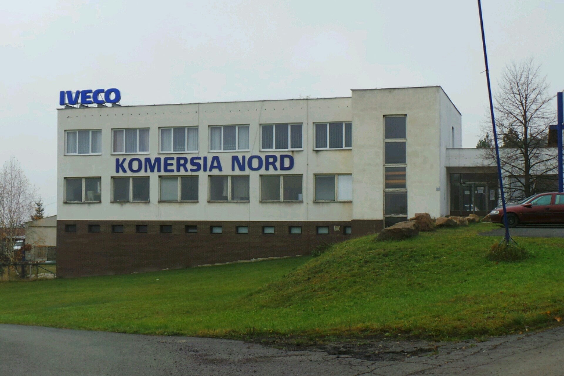 IVECO - KOMERSIA NORD foto 2