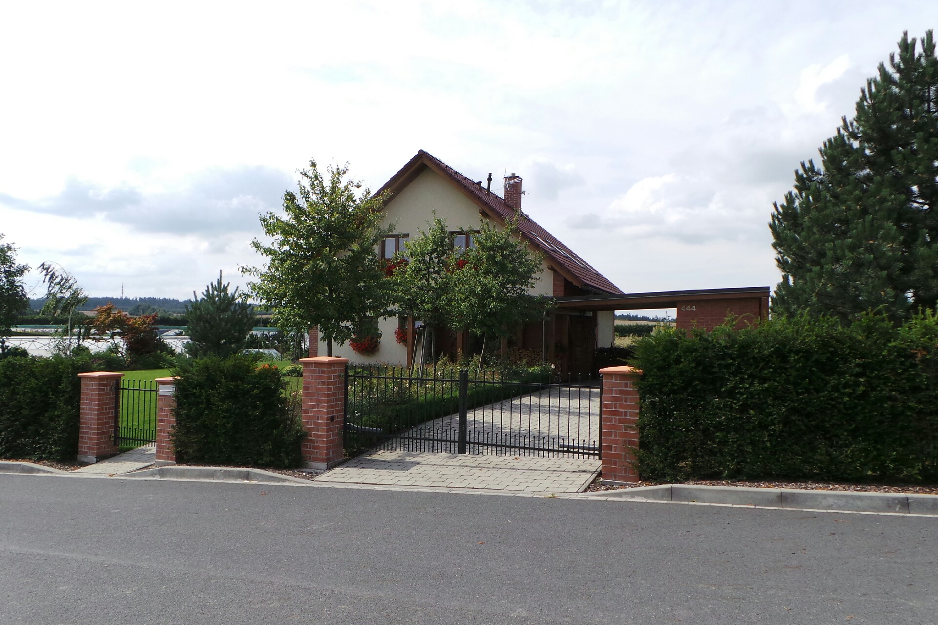 Okrasné školky-Tomáš Čerbák foto 1