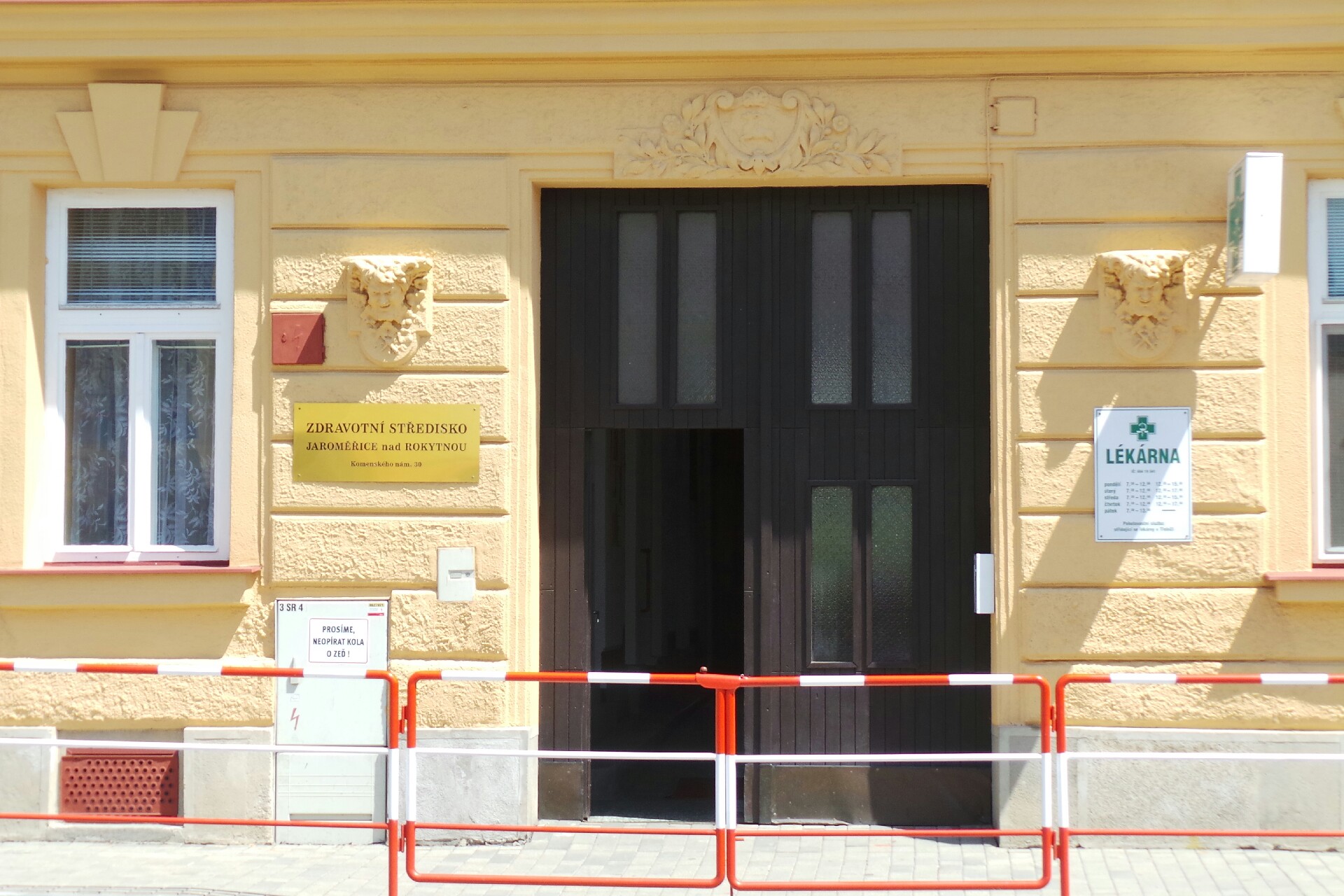 Praktický lékař u Sochy sv. Floriána