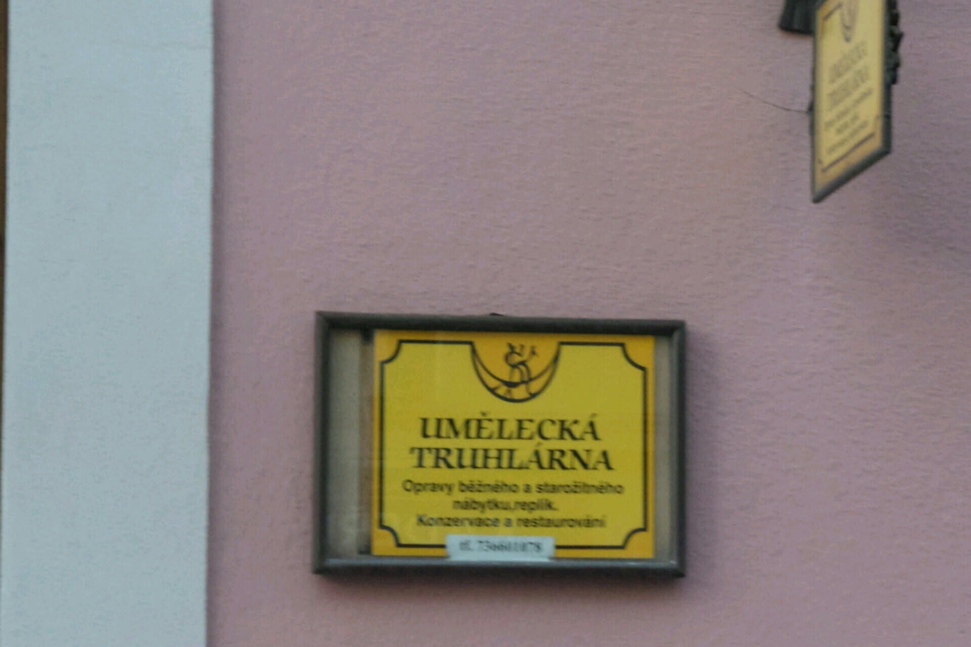 Stanislav Klindera - opravy nábytku foto 2