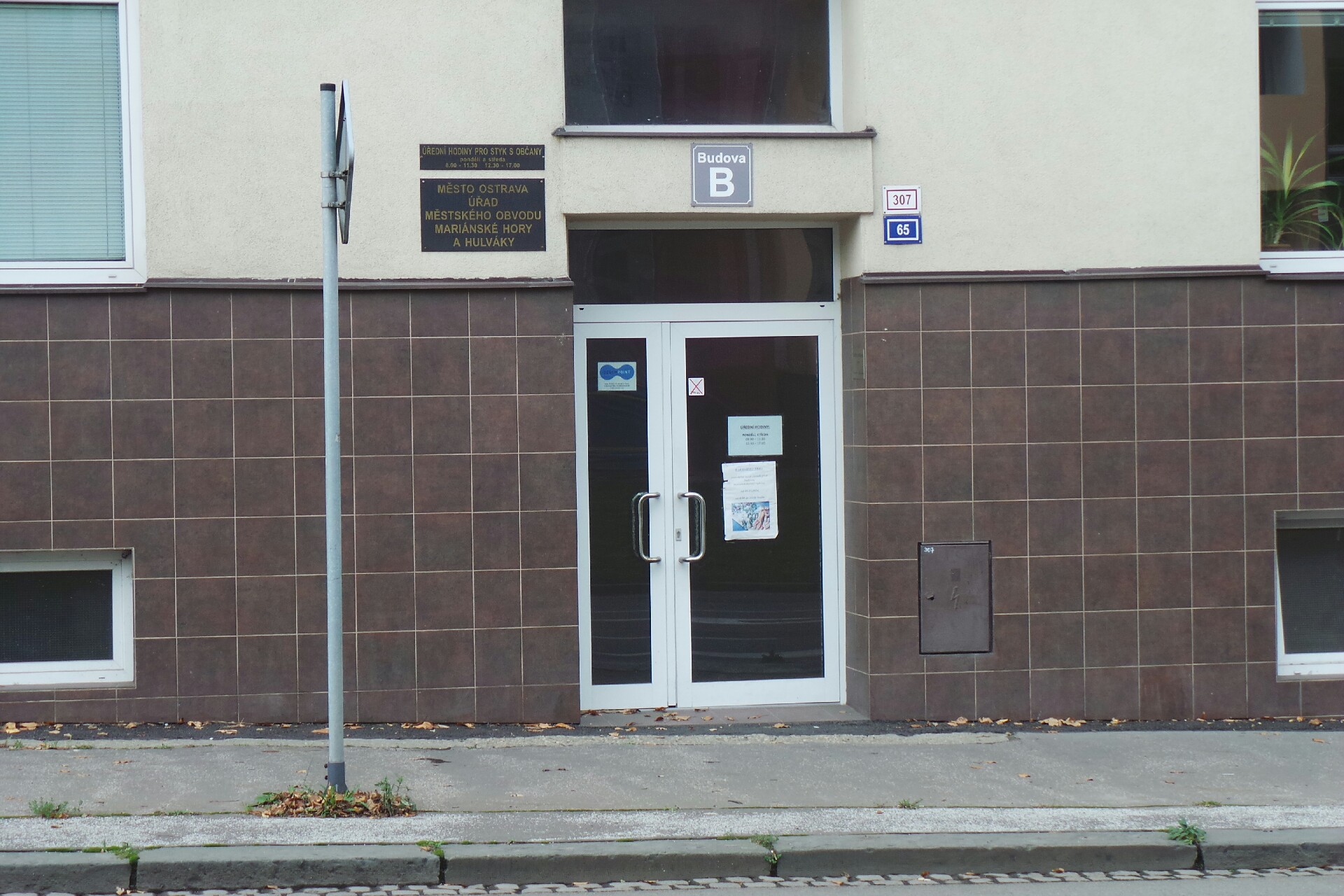 ÚMO Ostrava - Mariánské Hory a Hulváky - Odbor bytový