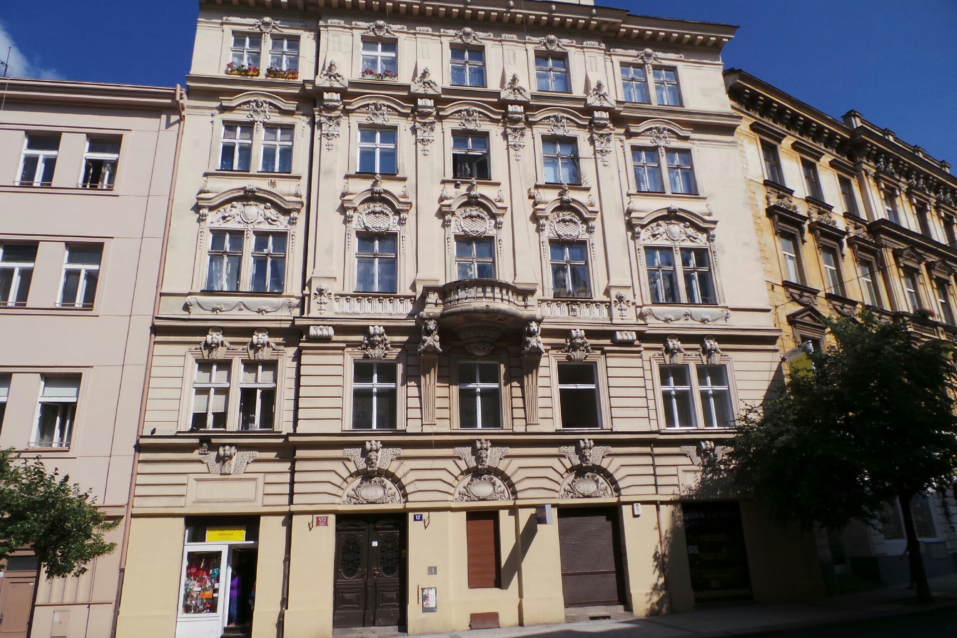 Optika LUTEA  - Jan Matl