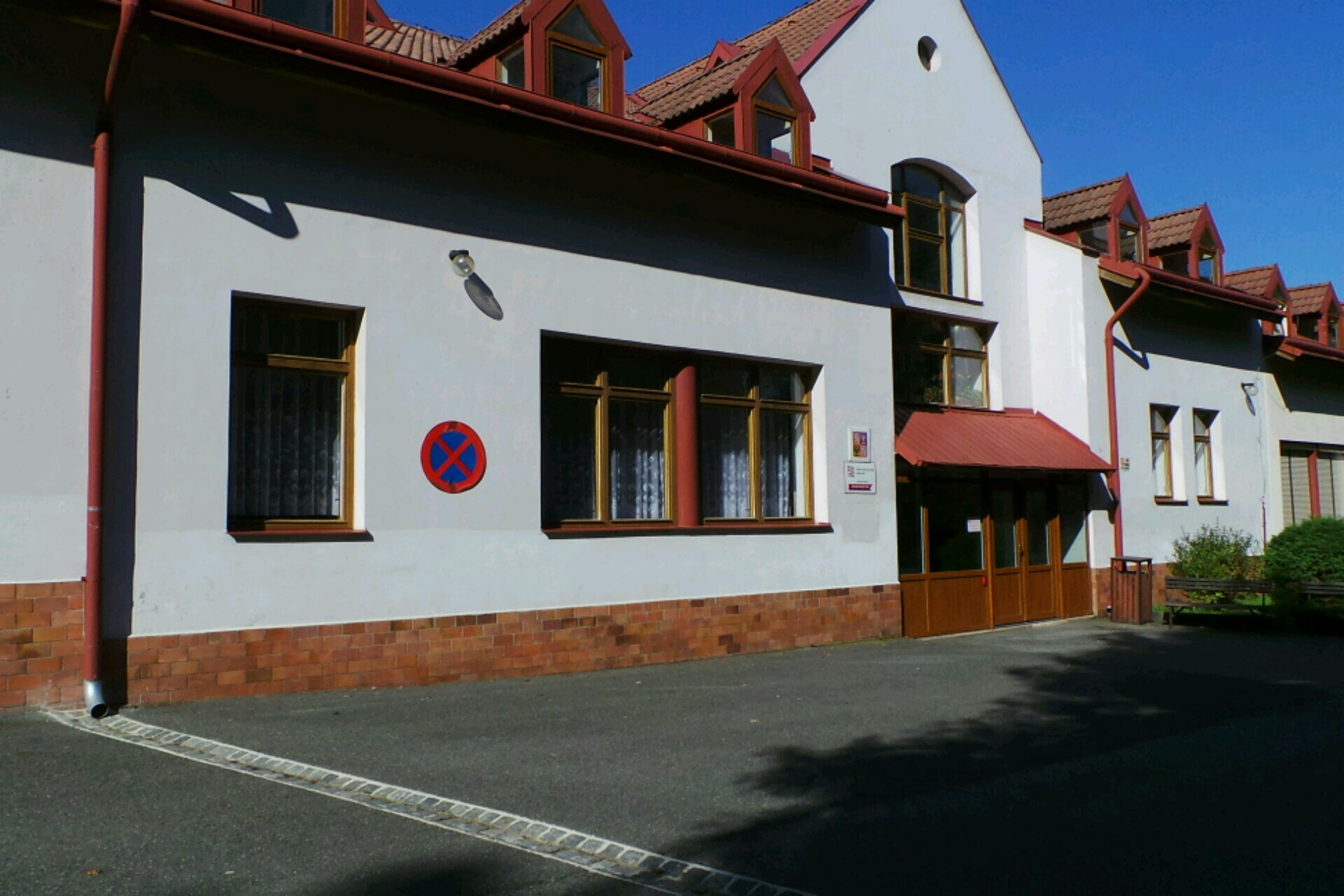 Střední odborné učiliště Hluboš - Domov mládeže