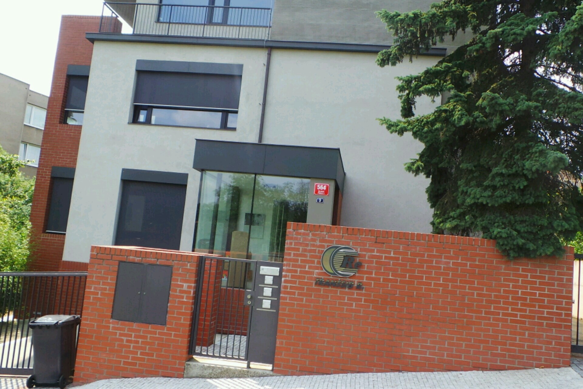 JUDr. Erika Mačáková  LL.M., Ph.D., advokátka