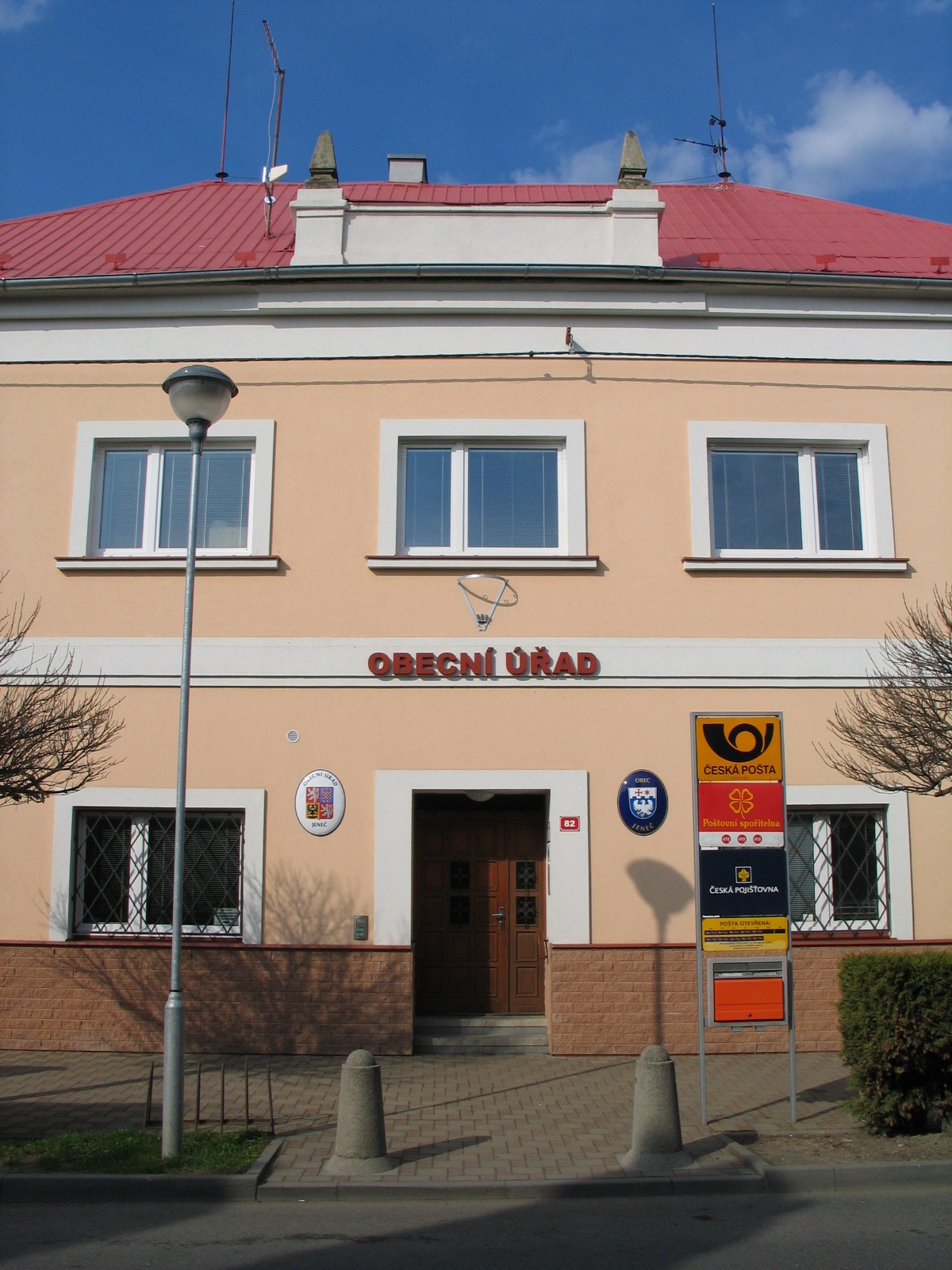 Jeneč - obecní úřad foto 3