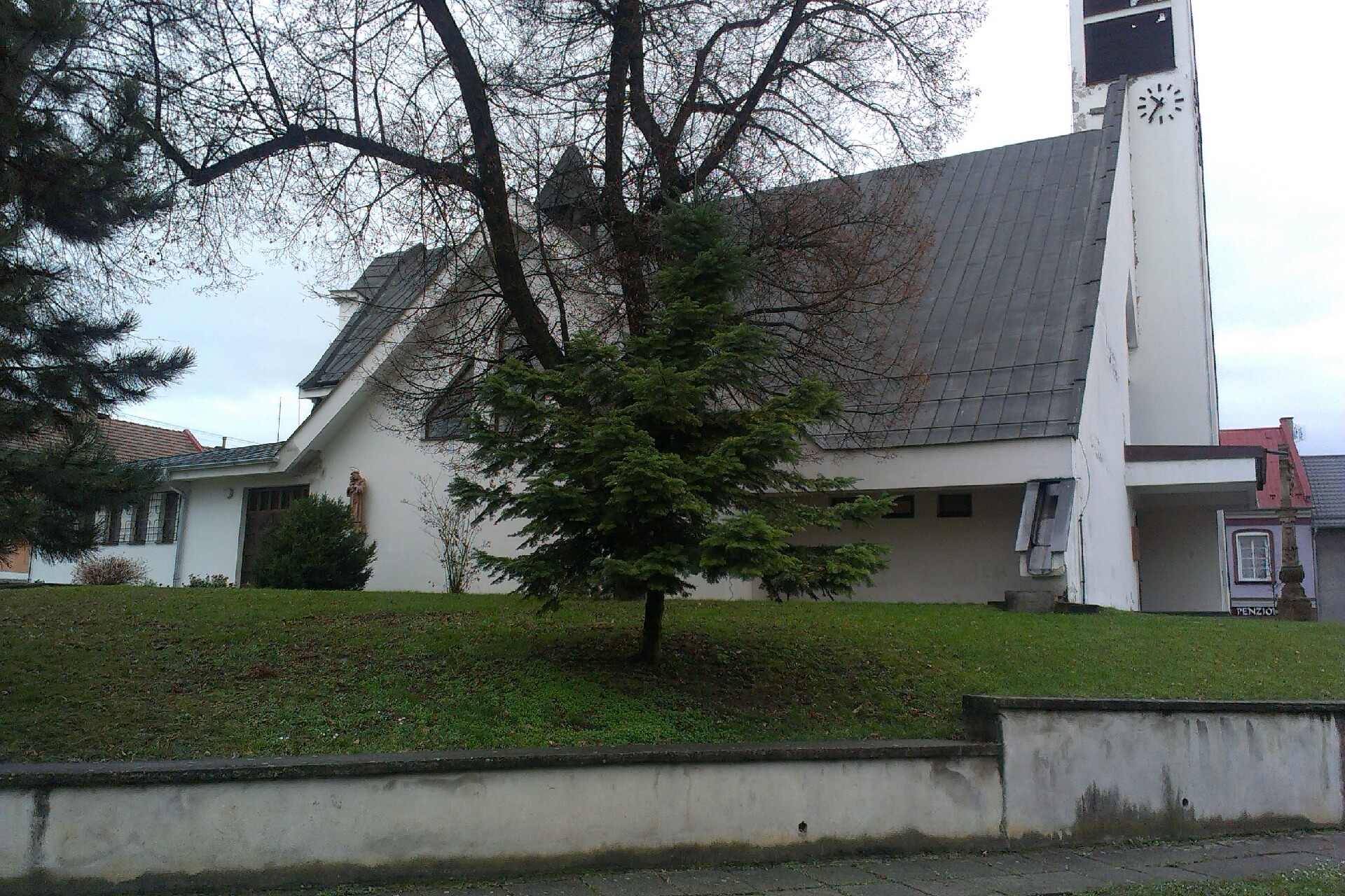 Římskokatolická farnost Křelov