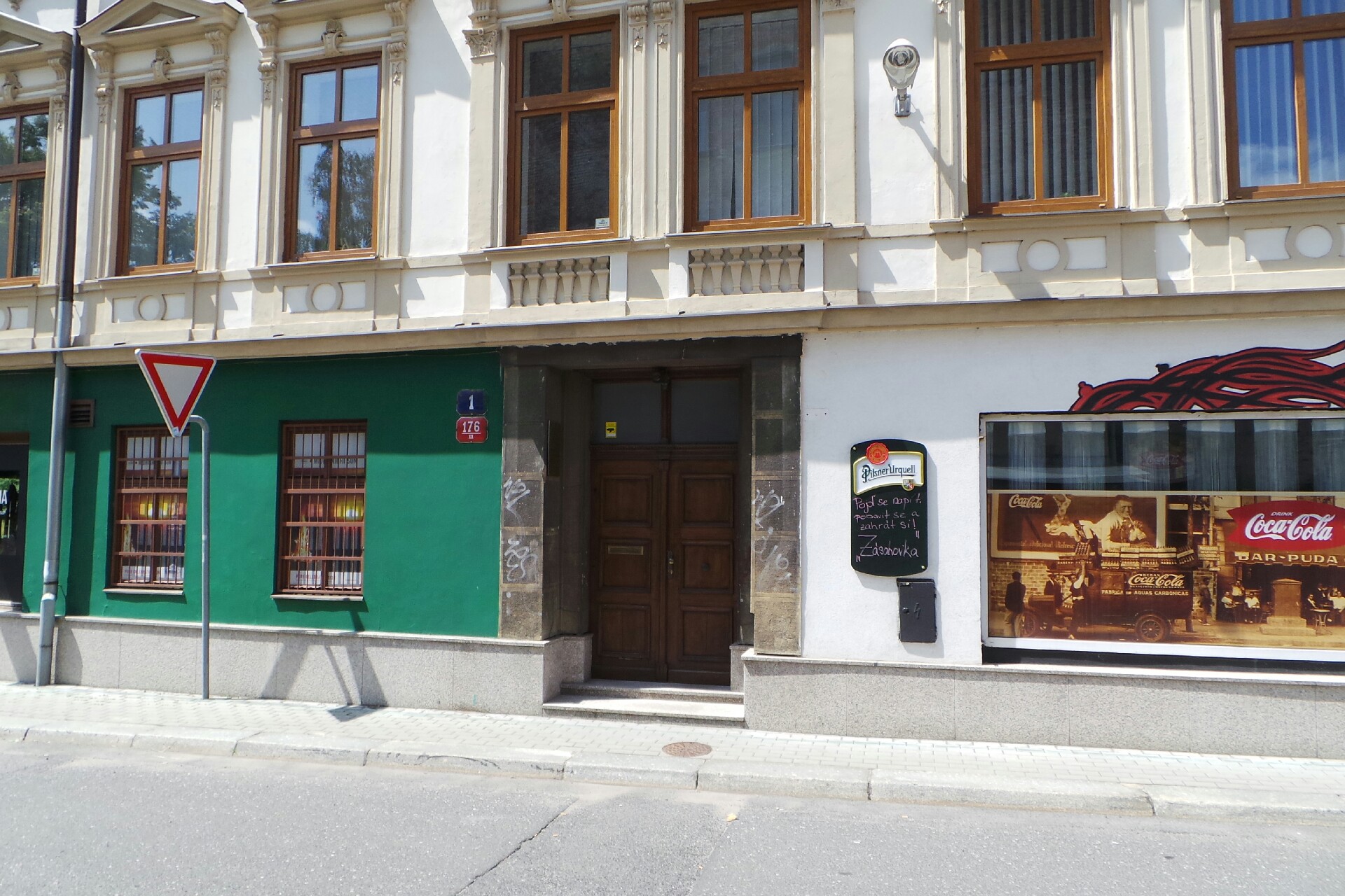 Mgr. Viktor Hanzelín