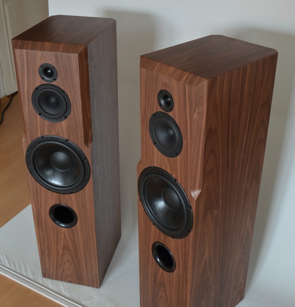 Prodej audiovizuální elektroniky ve žlutém domě foto 4