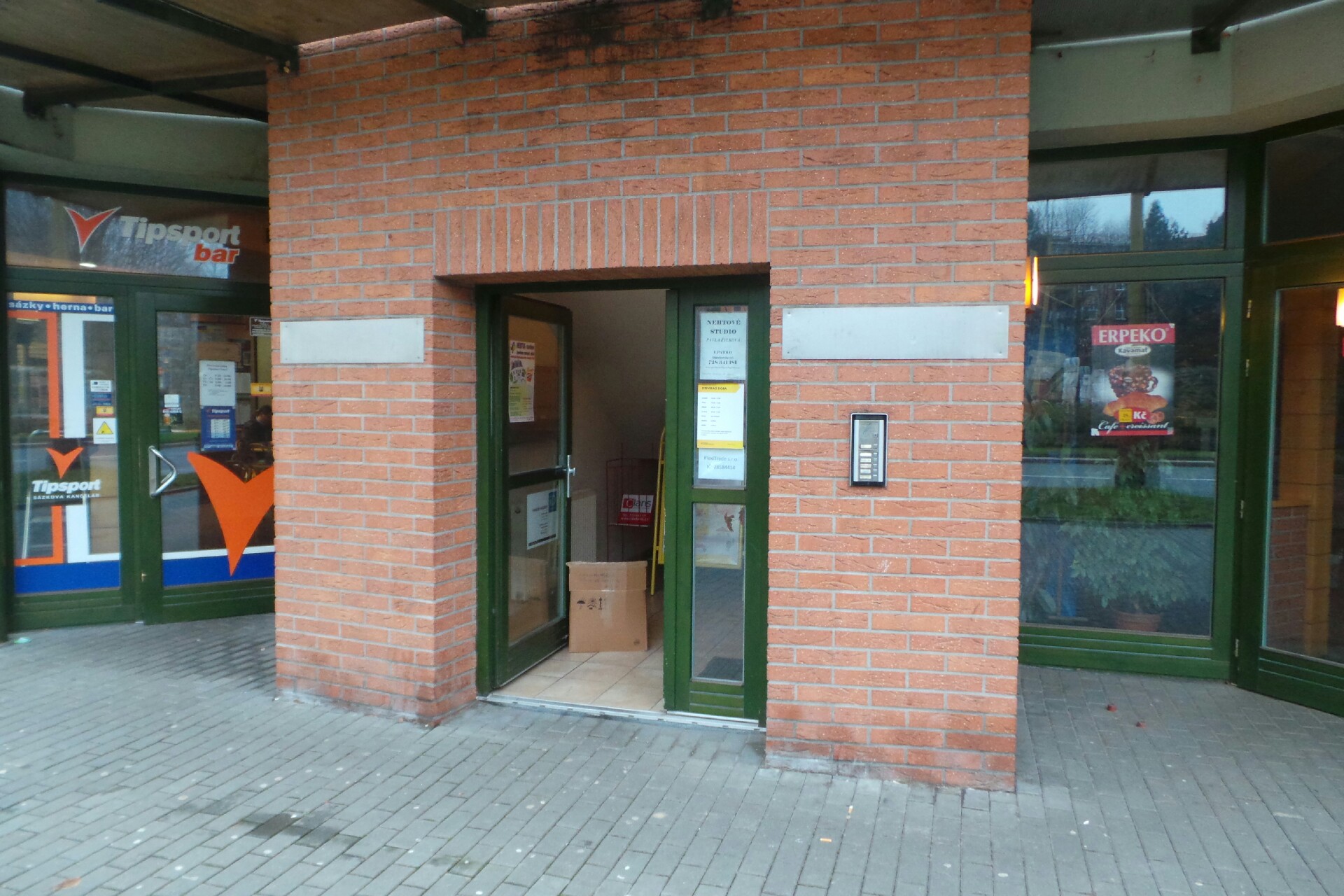 SECURITY REDON Plus, s.r.o.