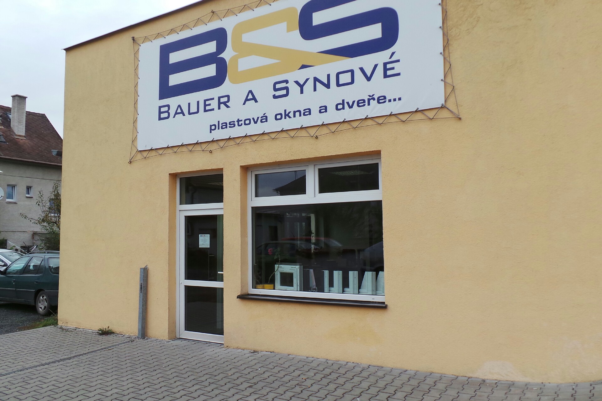 BAUER A SYNOVÉ, a.s.