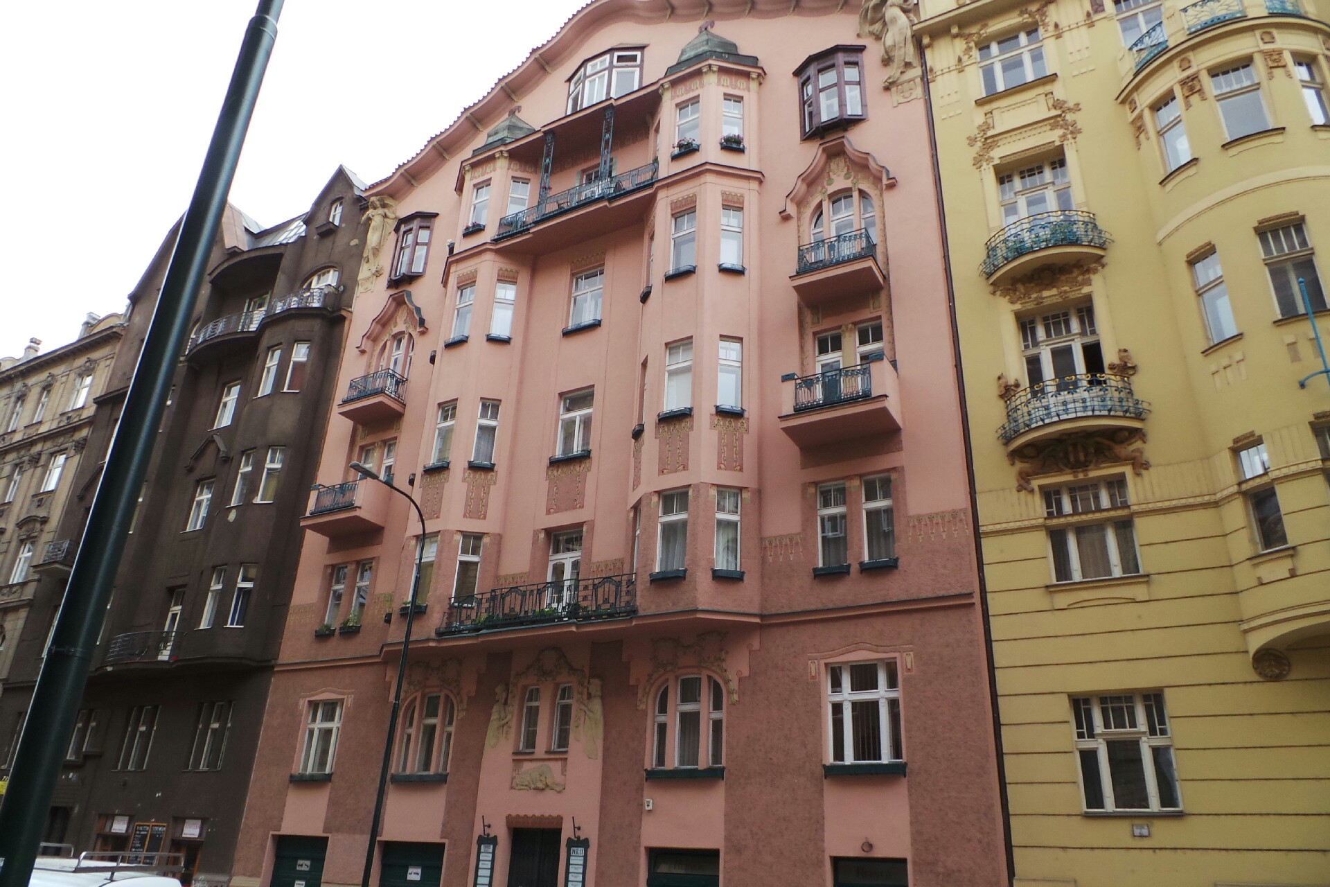 Mgr. Pavel Hrtús, advokát foto 2