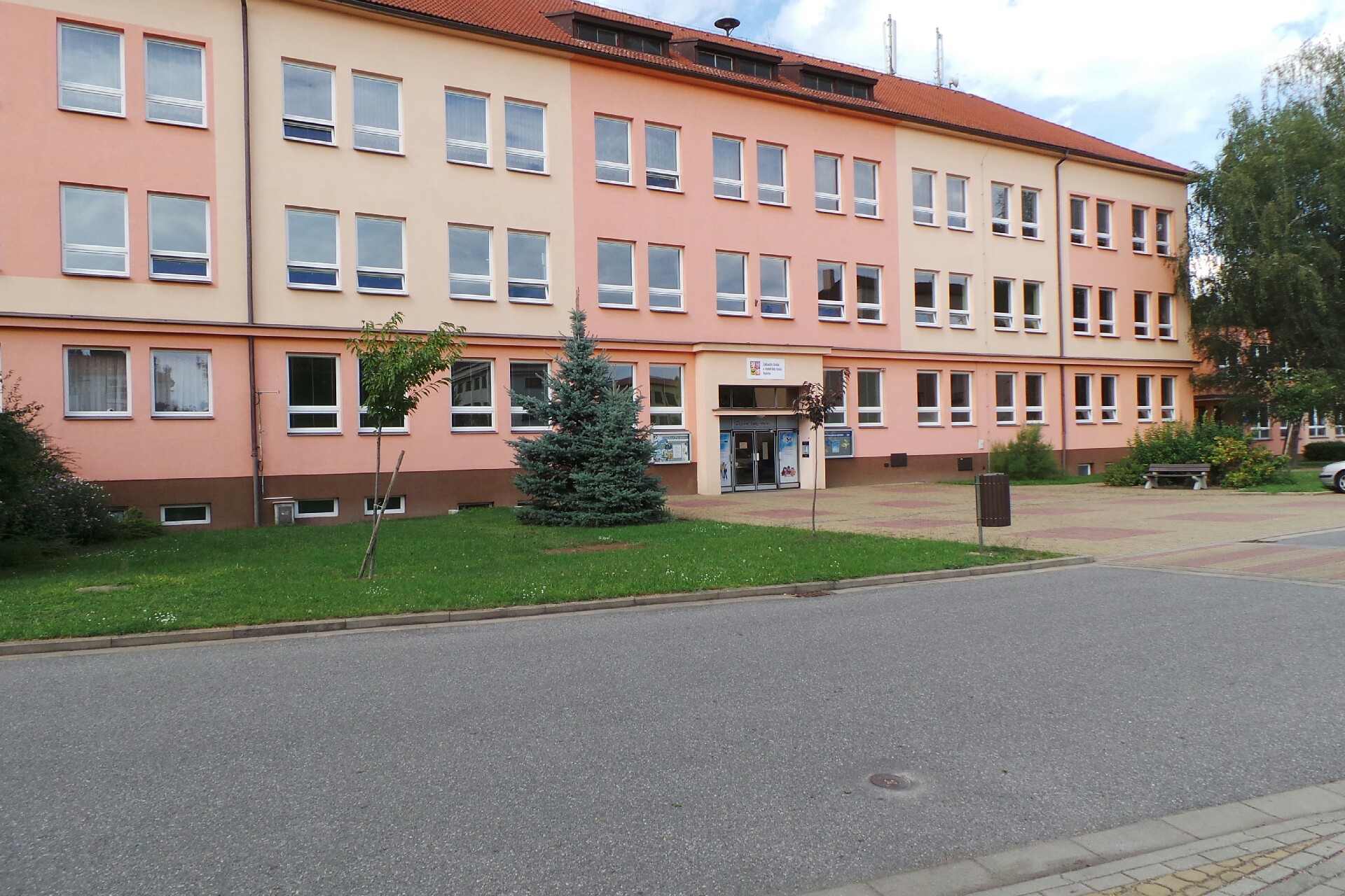 EDUCAnet - Střední odborná škola Pardubice, s.r.o.