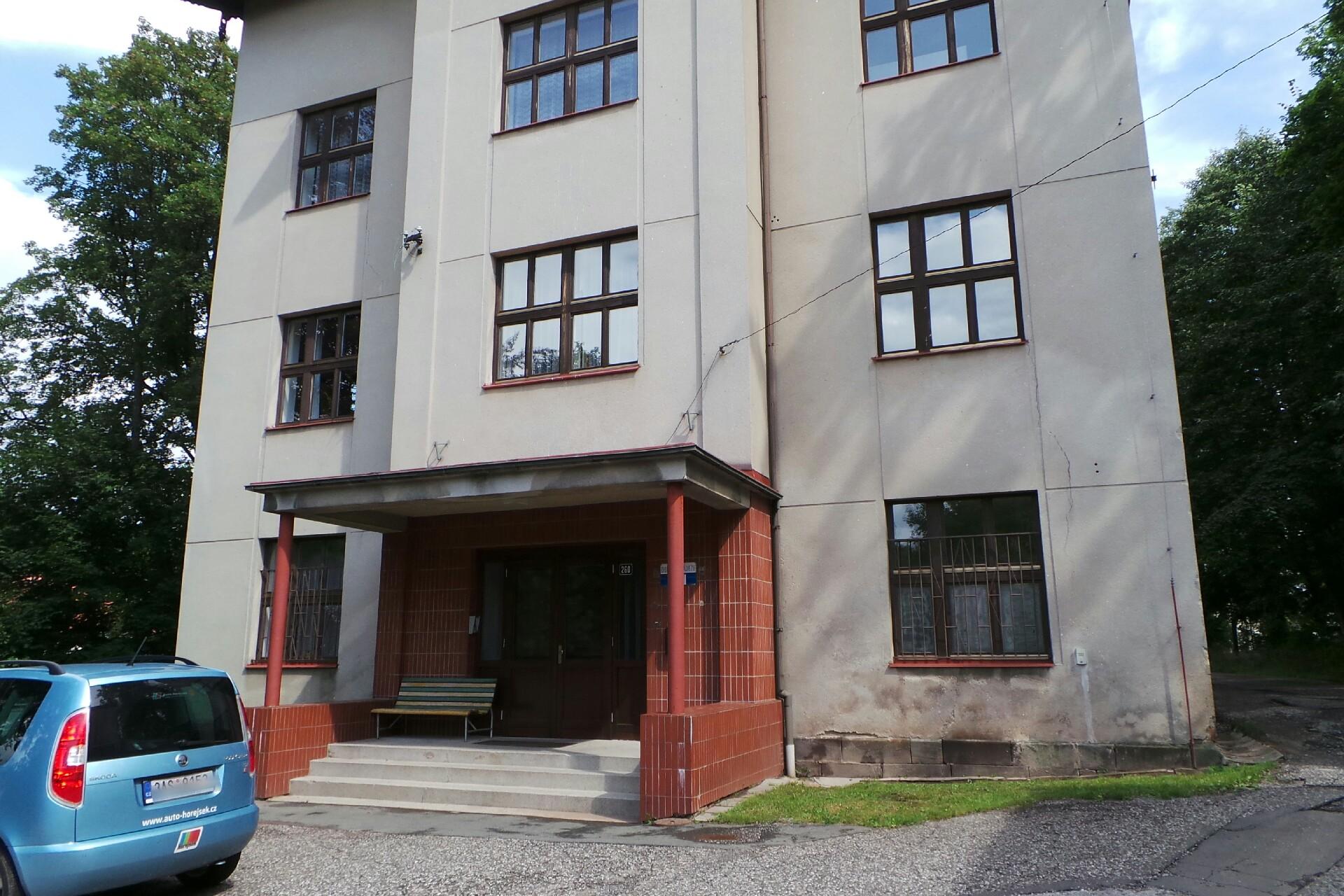 Gymnázium, SOŠ a SZŠ, Jilemnice - domov mládeže