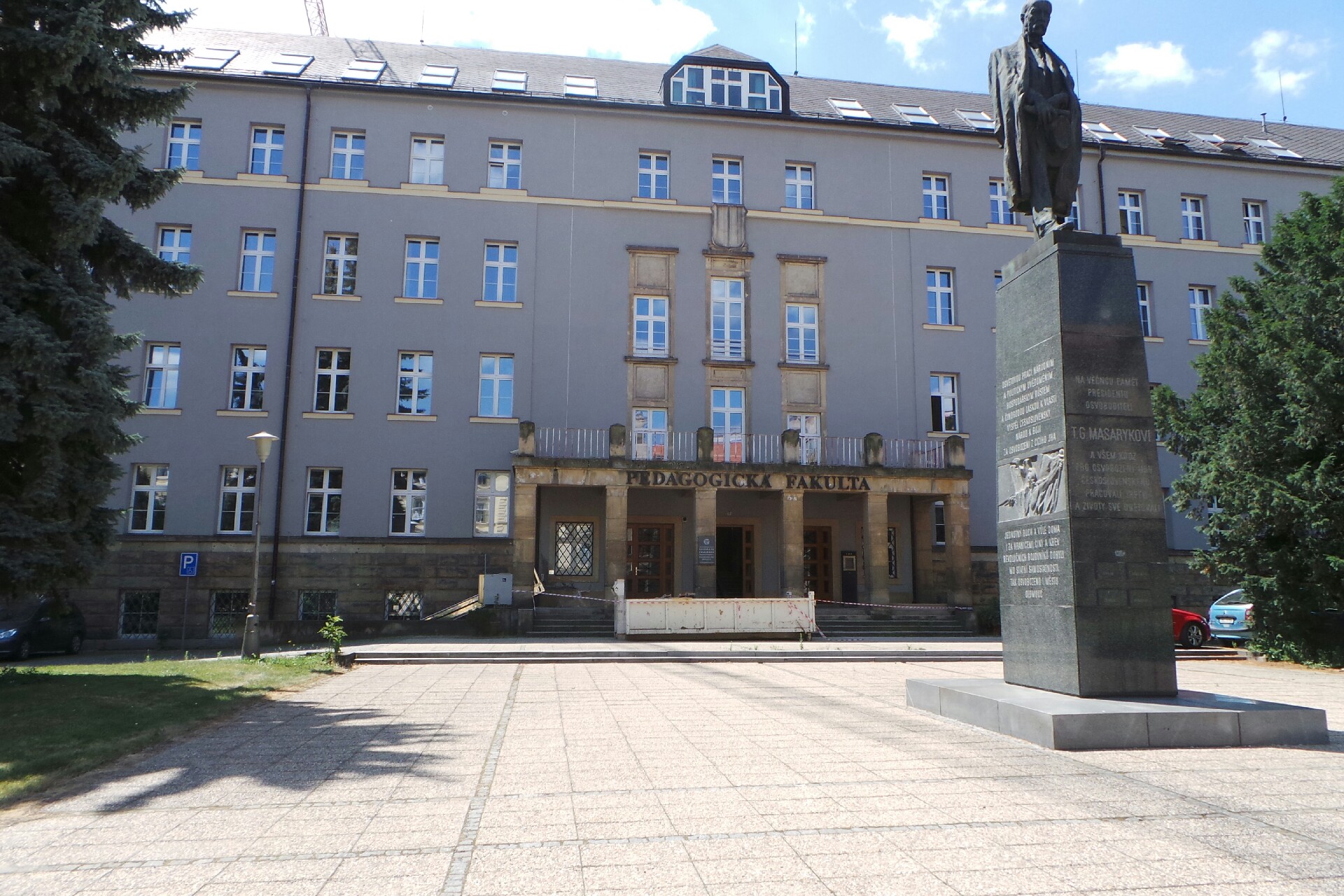 Univerzita Palackého v Olomouci - Katedra antropologie a zdravovědy Pedagogické fakulty