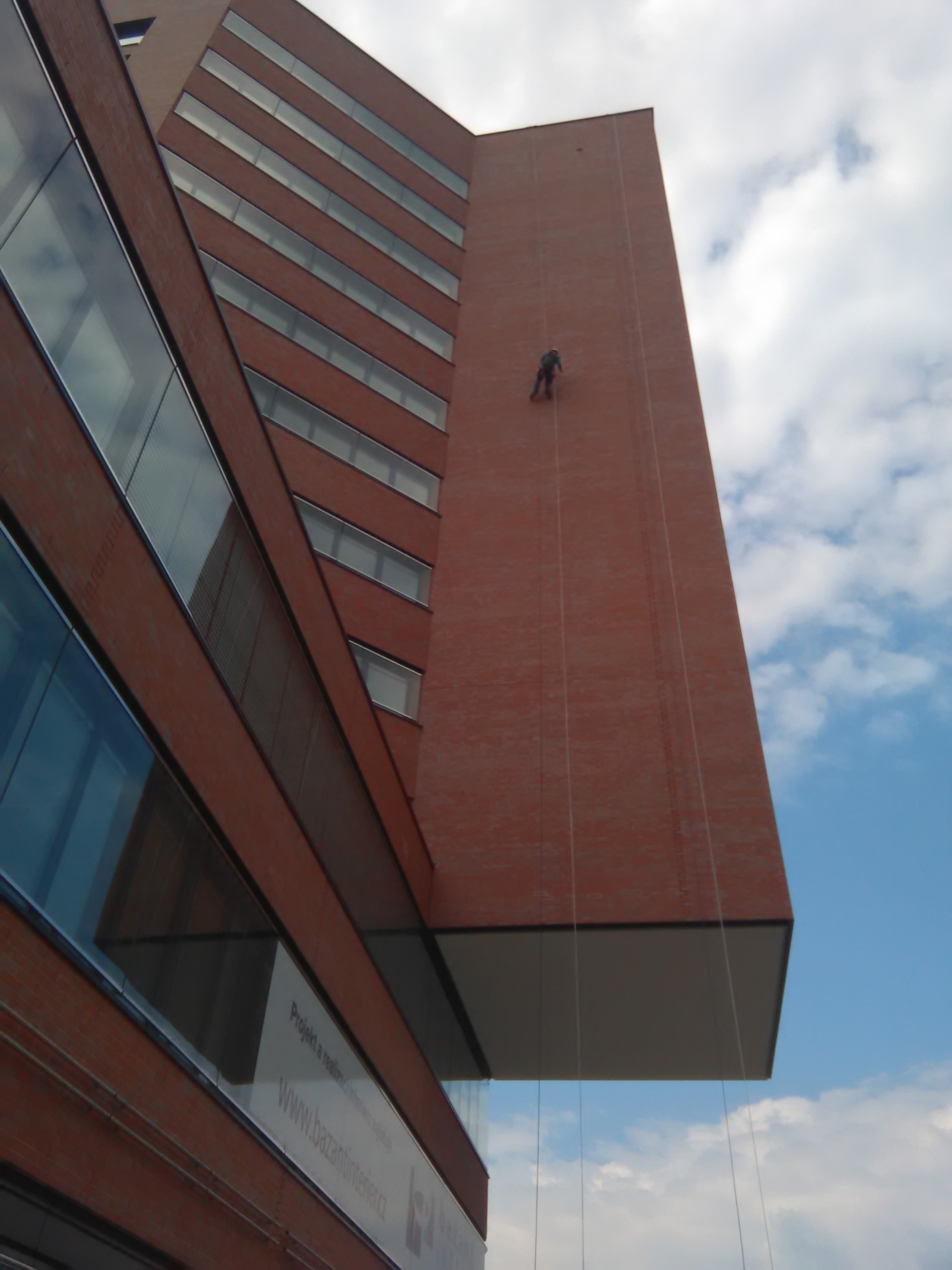 Výšky a práce - Sunflower Trade s.r.o. foto 2