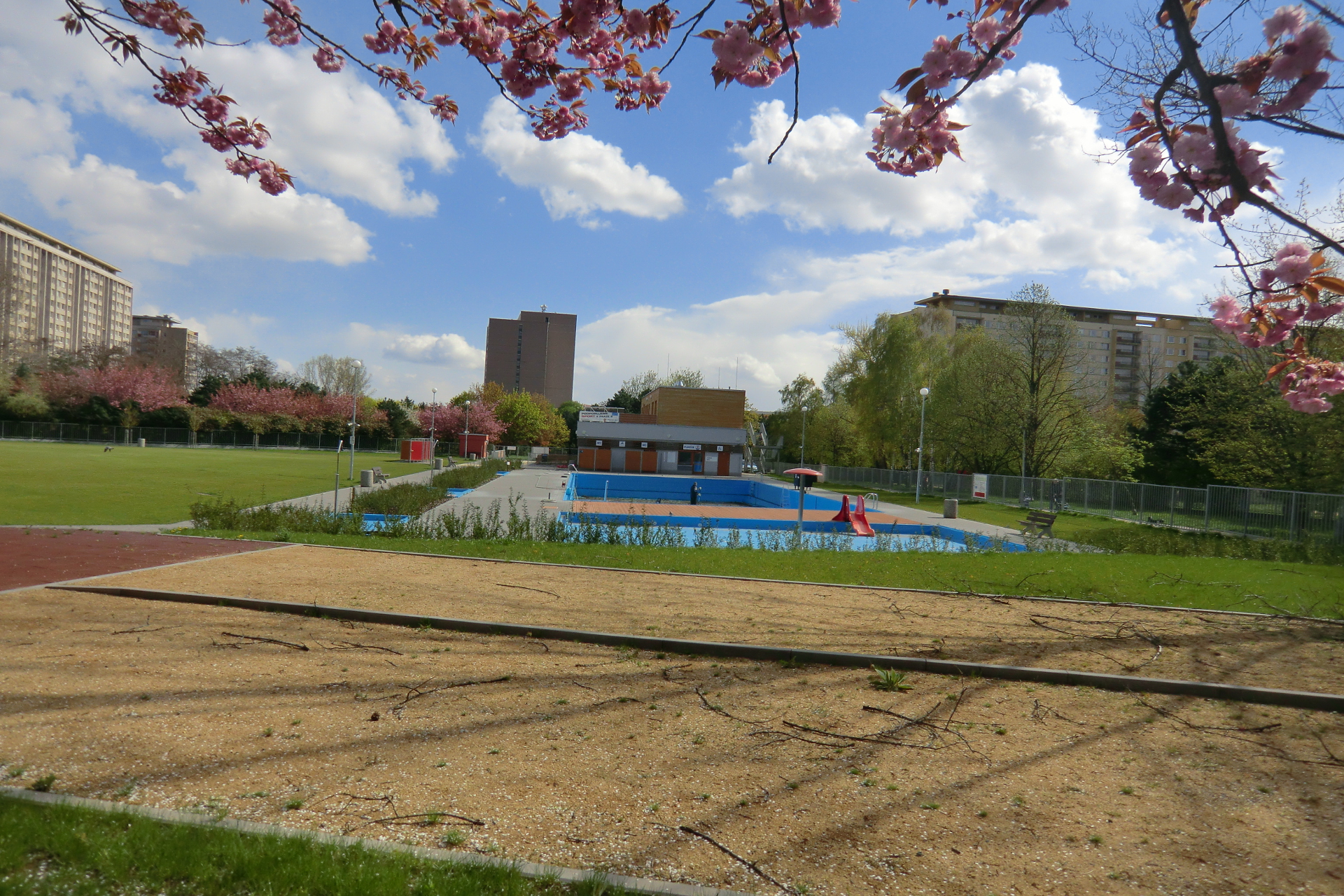 Koupaliště Ládví foto 3