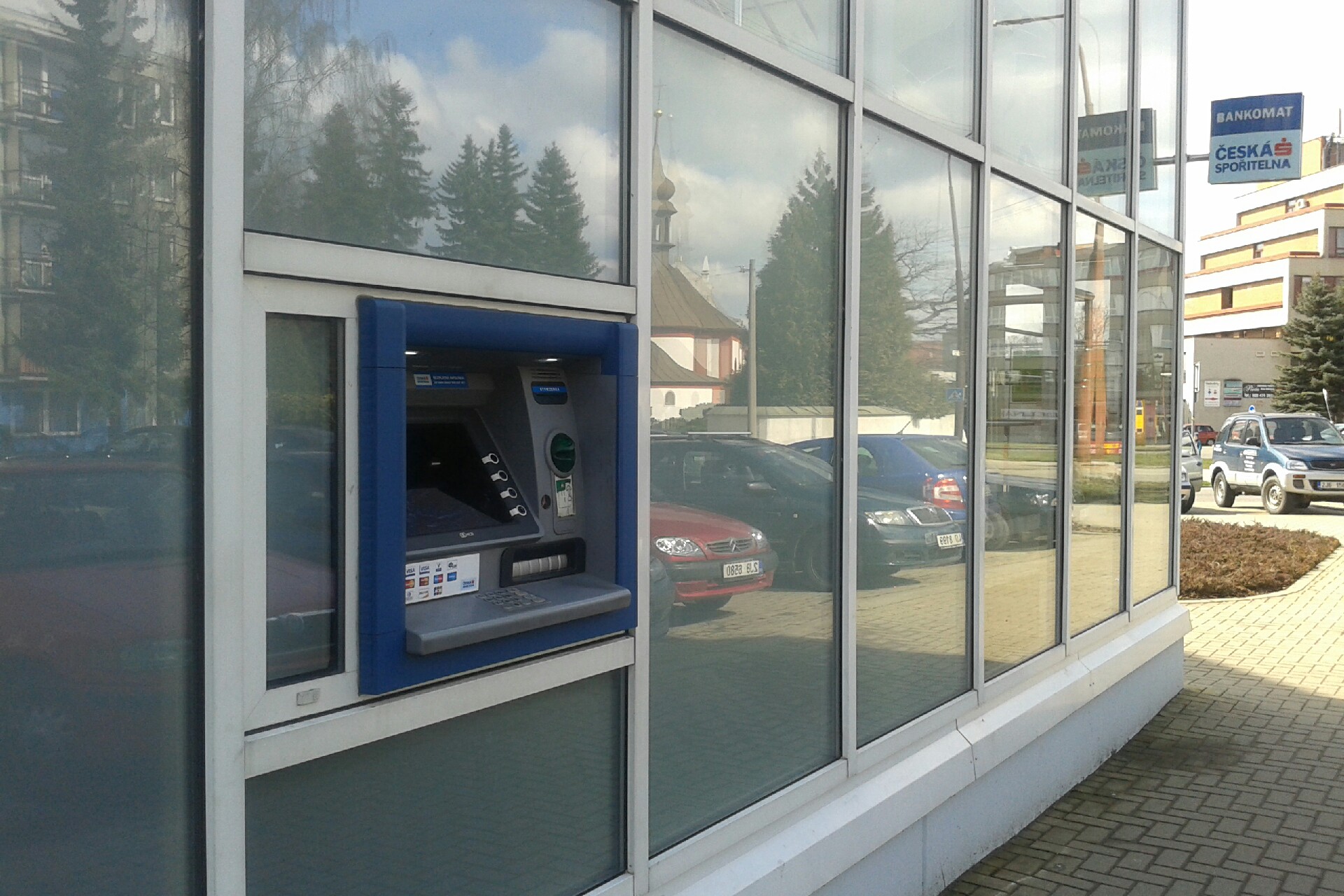 Bankomat České spořitelny