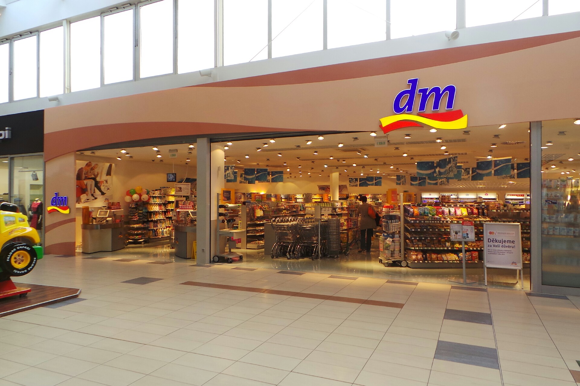 dm drogerie markt s.r.o.