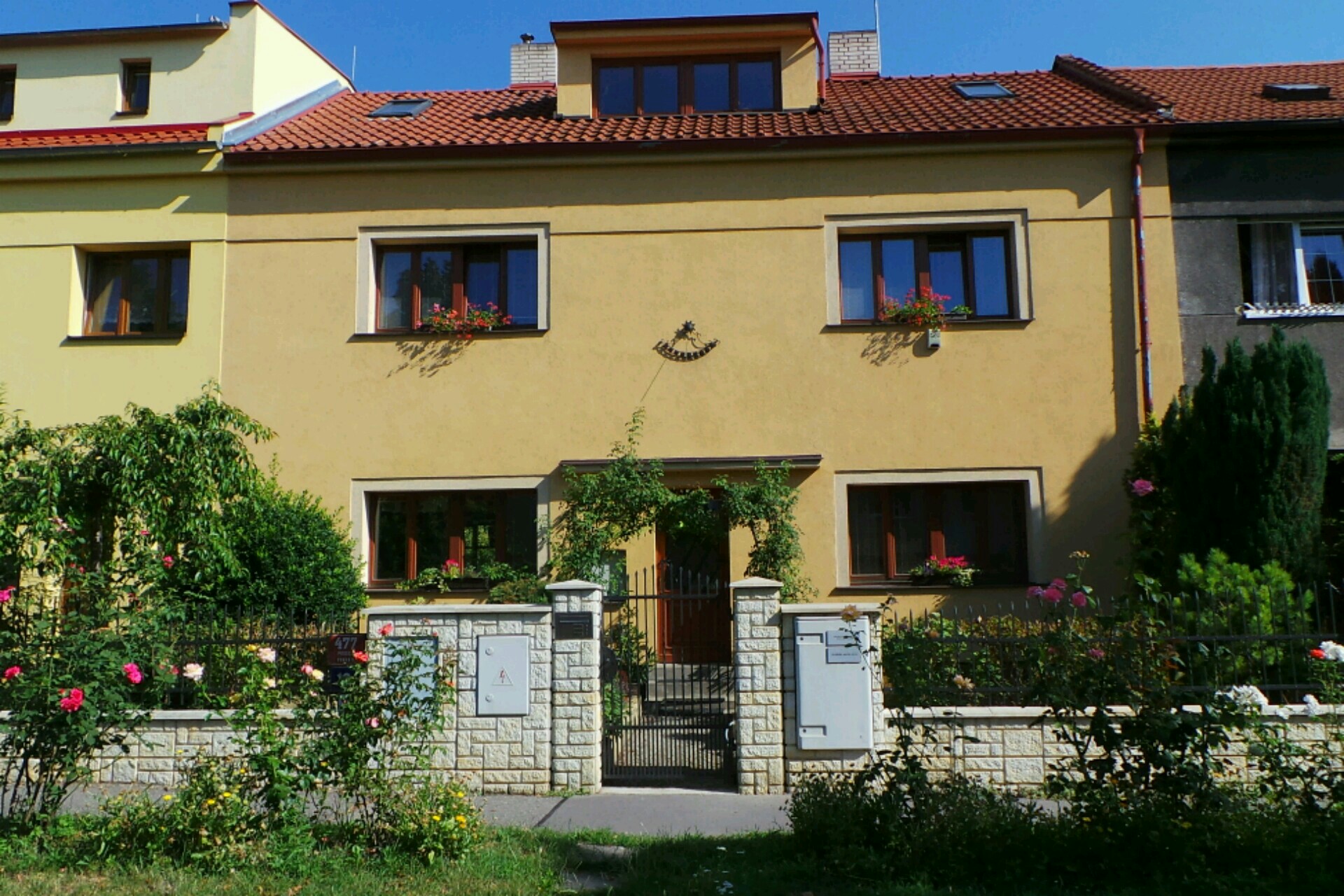 PLURAL servis, s.r.o.