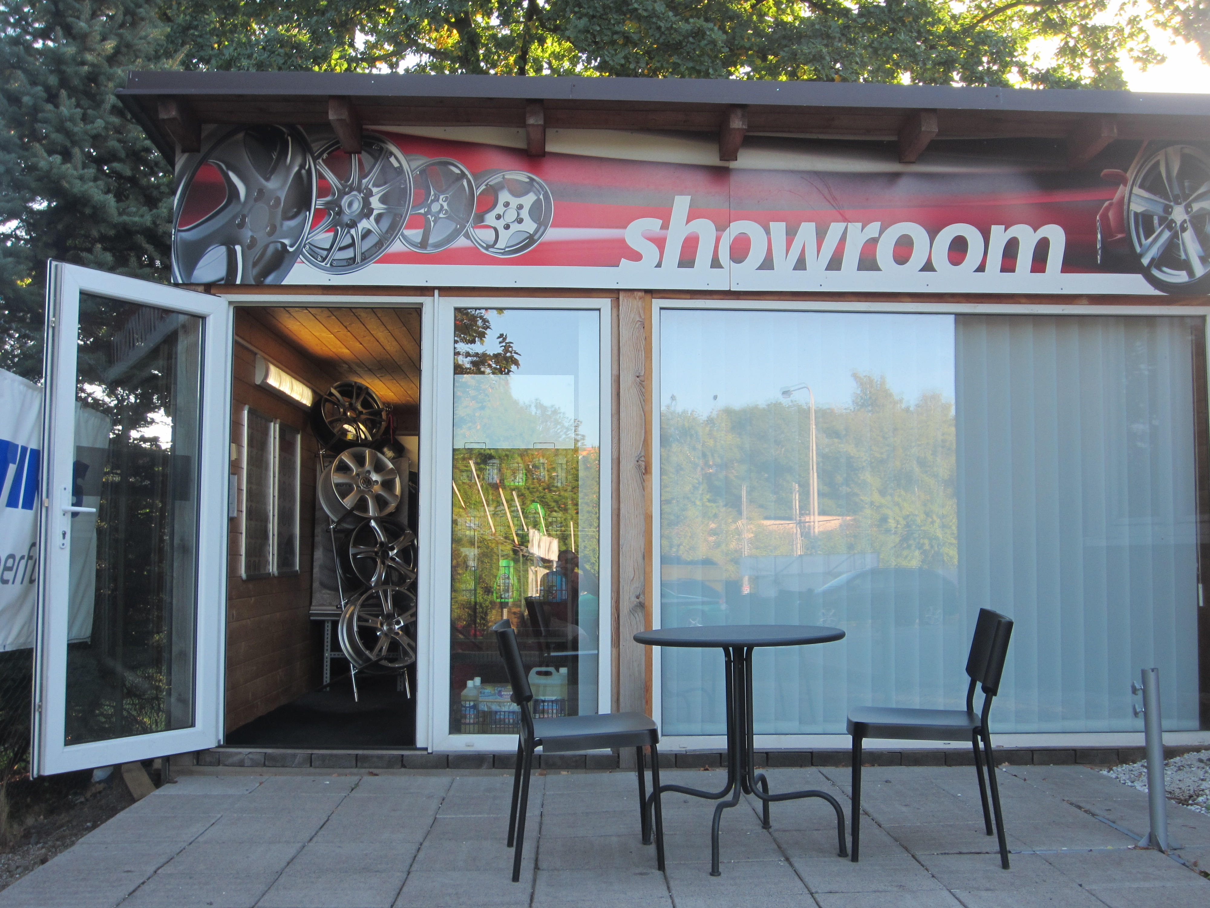 Čištění vozidel Pneuservis Ostrava s.r.o. foto 3