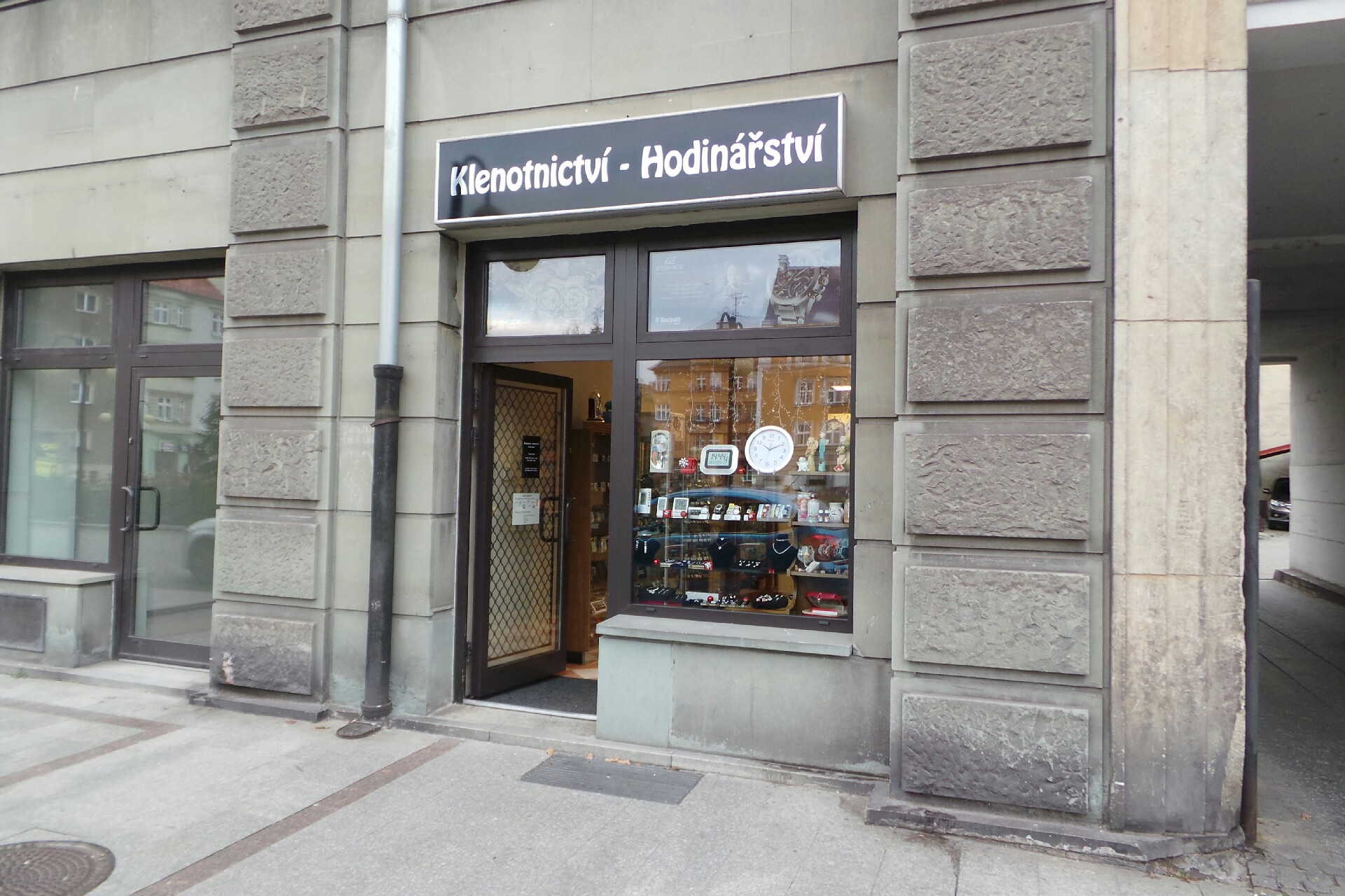 Klenotnictví - hodinářství  Roman Sikora