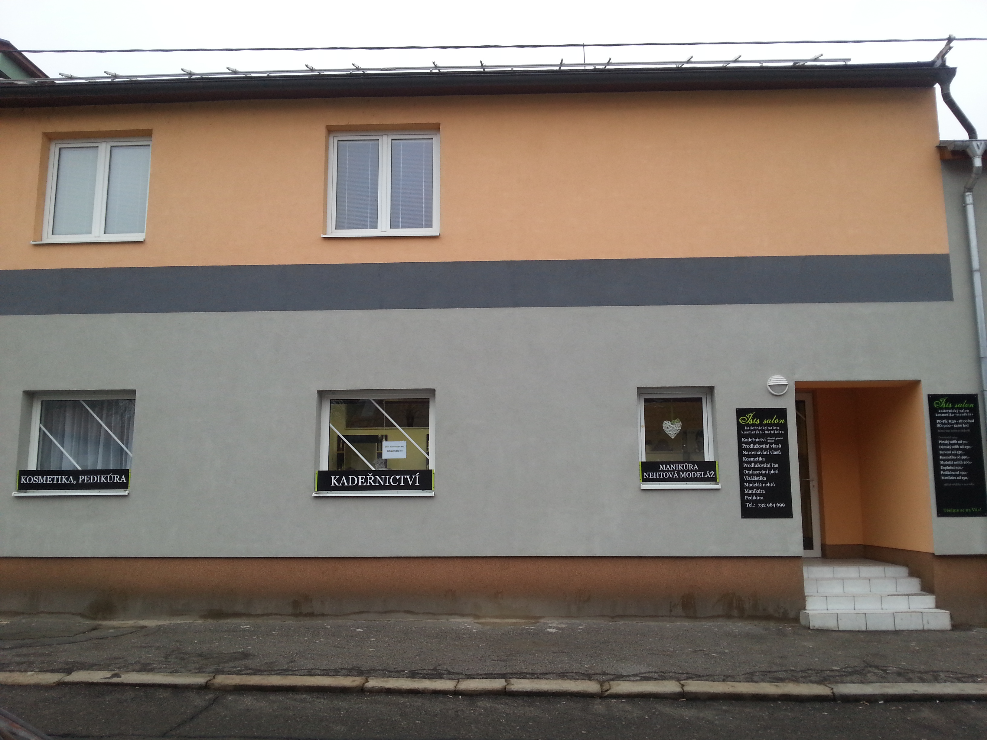 Kadeřnický a pedikérský salón Isis foto 6