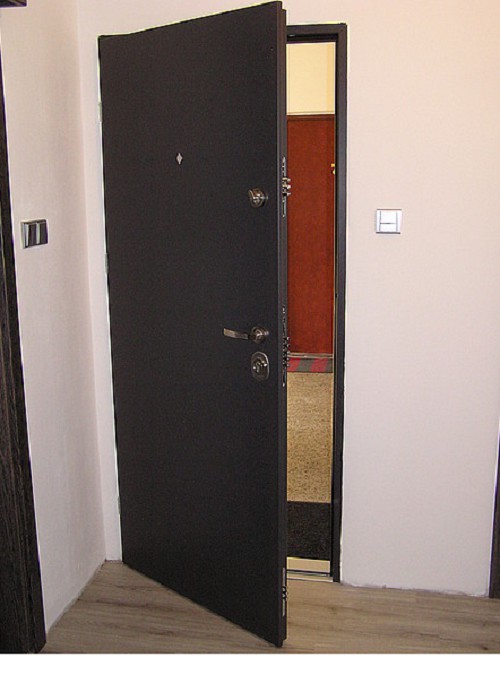 HT dveře - Bezpečnostní dveře foto 4