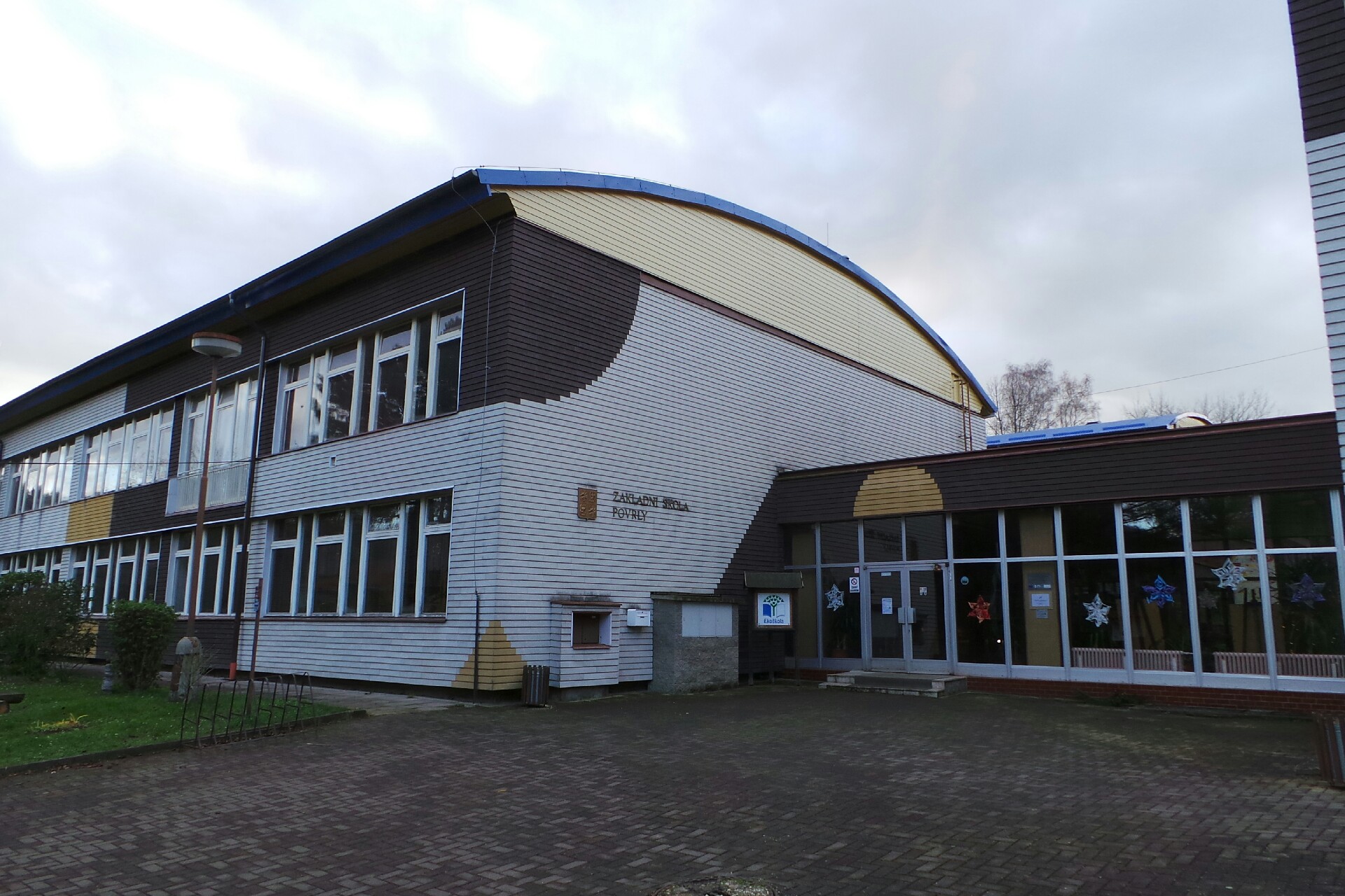 Základní škola a Mateřská škola Povrly, okres Ústí nad Labem