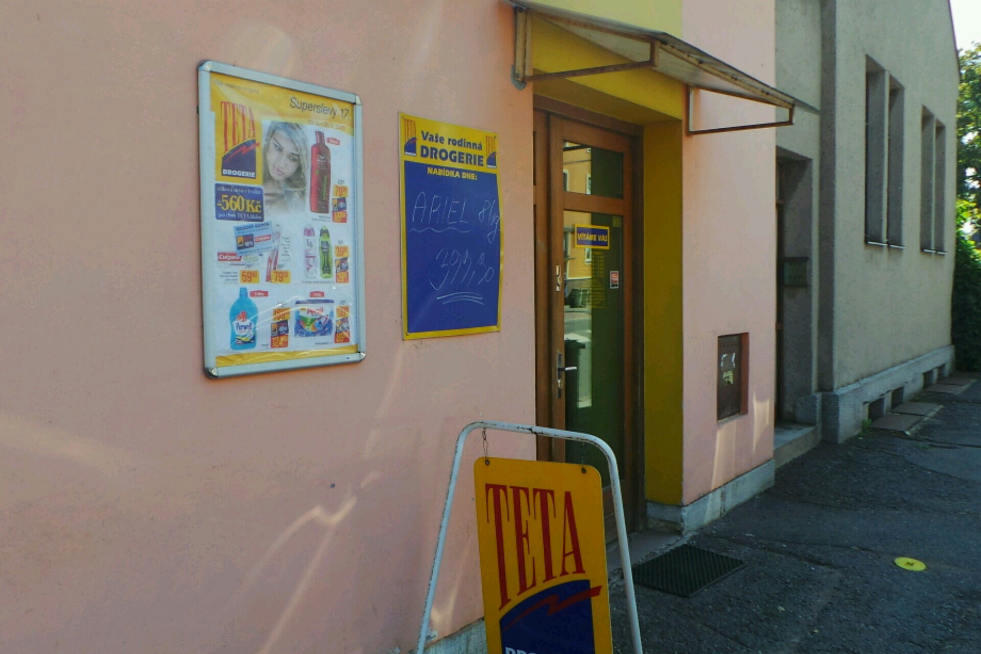 Speciální prodejna barvy a laky COLOREN