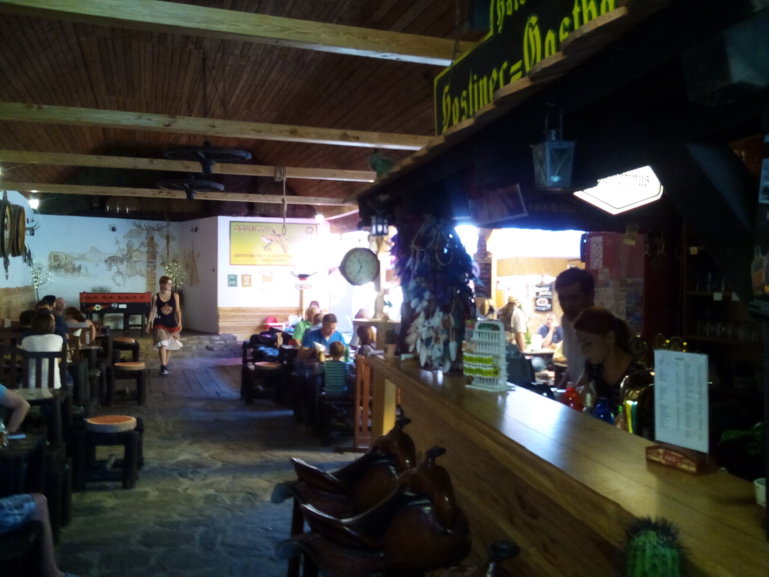 Restaurace COUNTRY SALOON foto 6