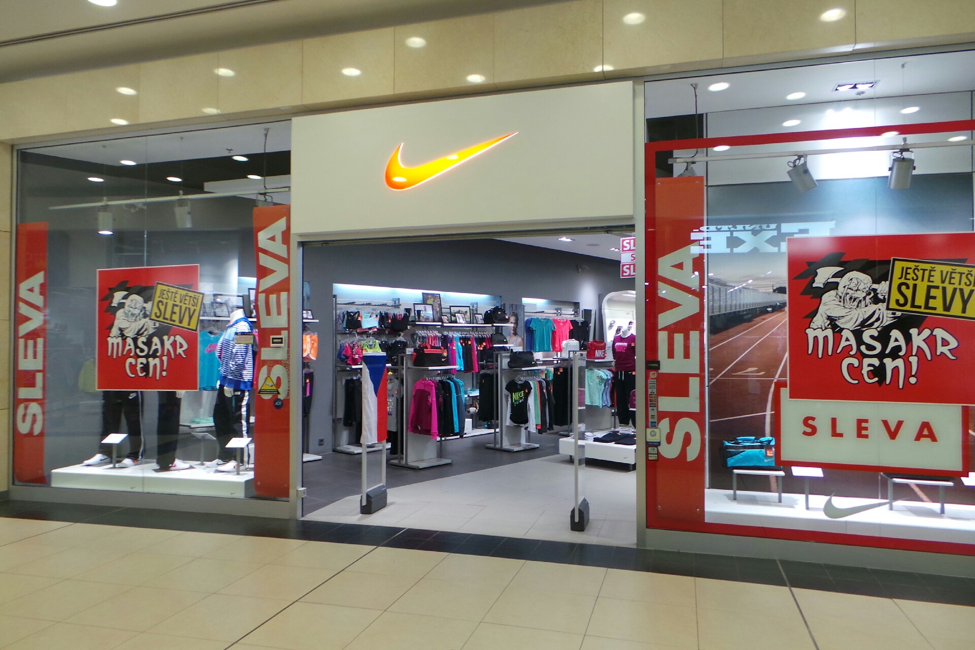 sport vision & nike outlet store