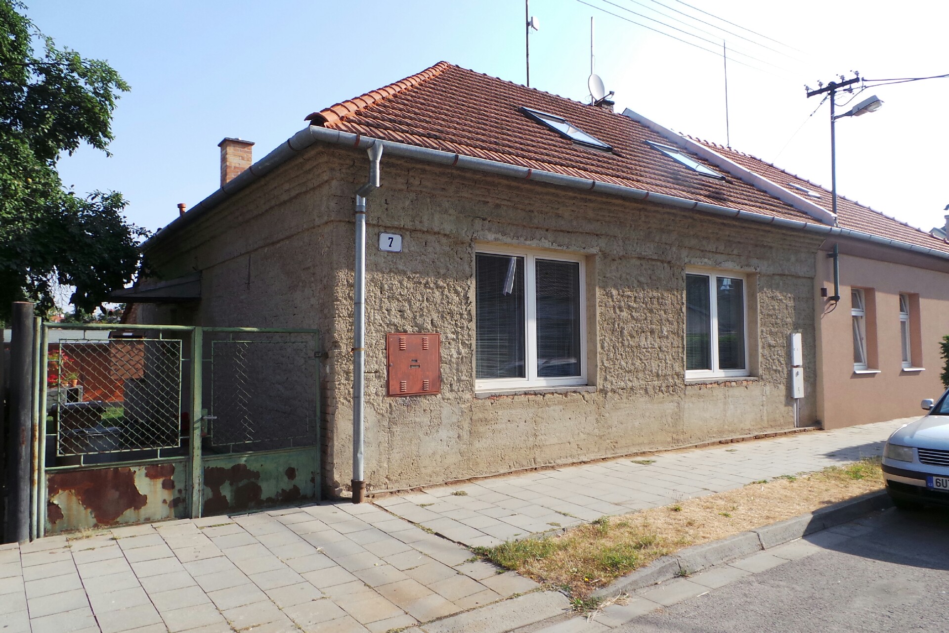 Miroslav Mikoláš - klempířské a pokrývačské práce