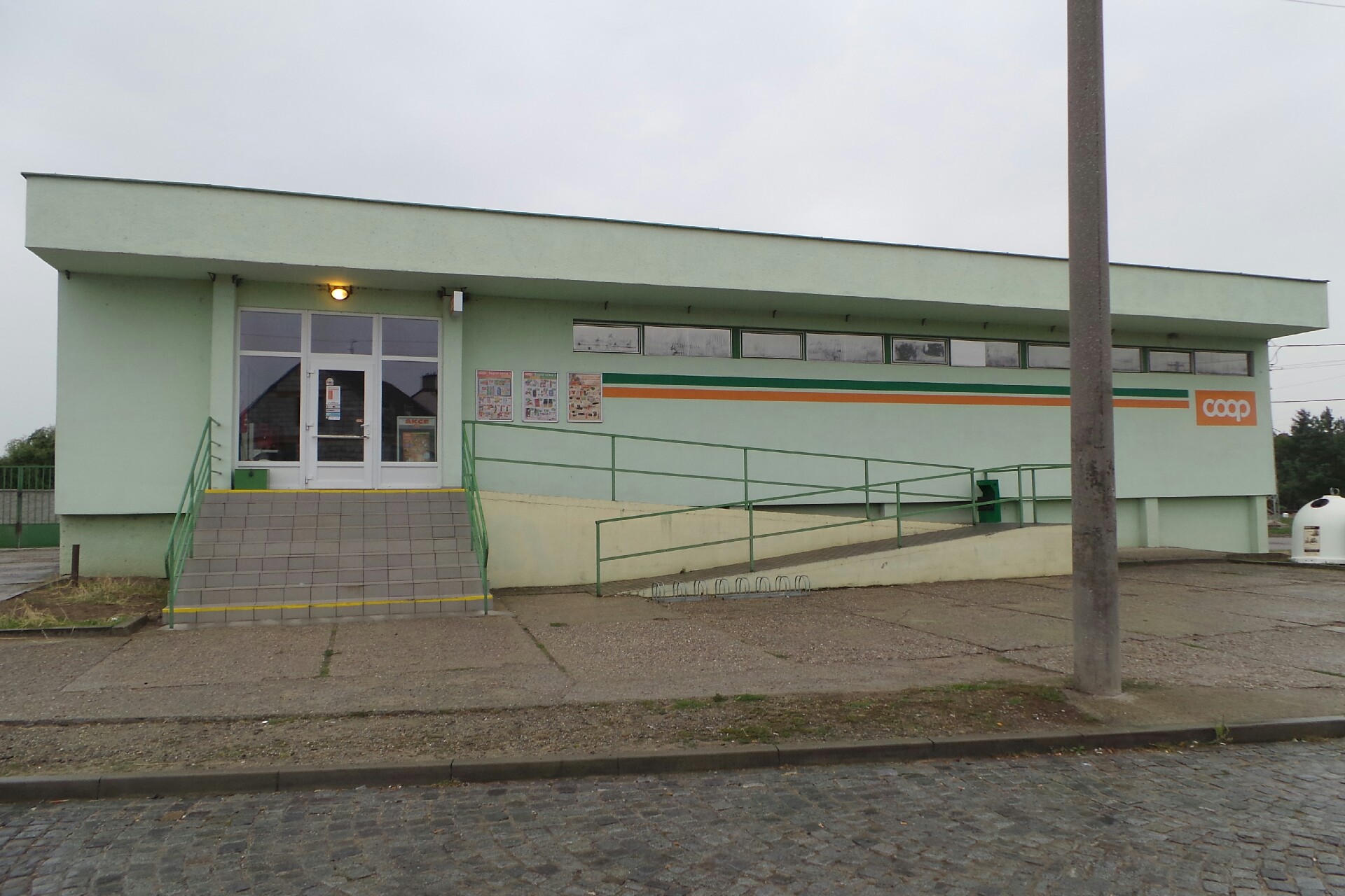 Jednota, spotřební družstvo v Hodoníně - COOP