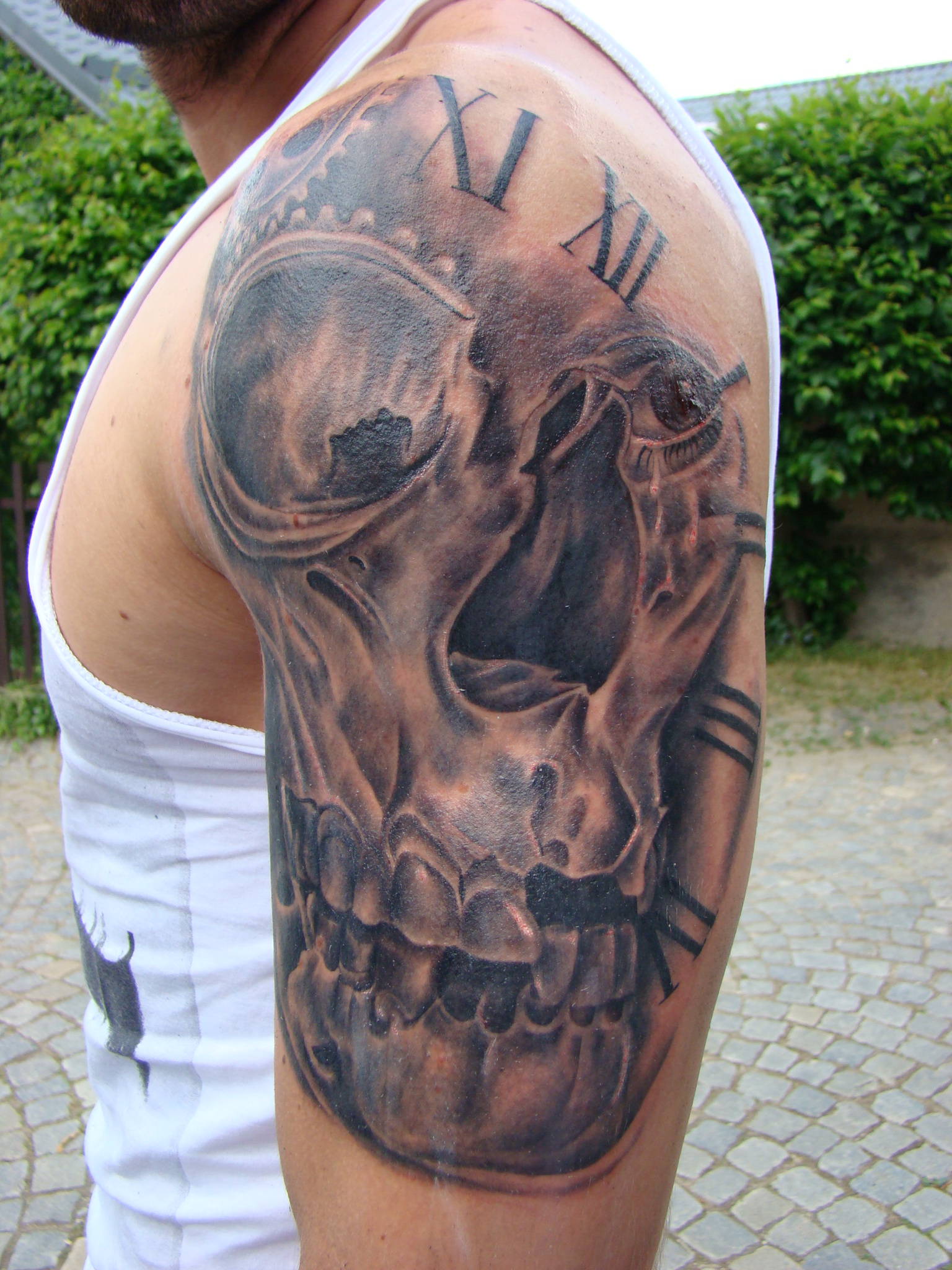 Provocative tattoo foto 2