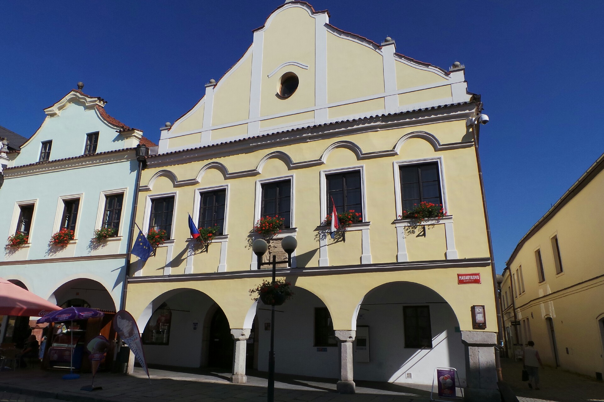 Pelhřimov - městský úřad foto 1