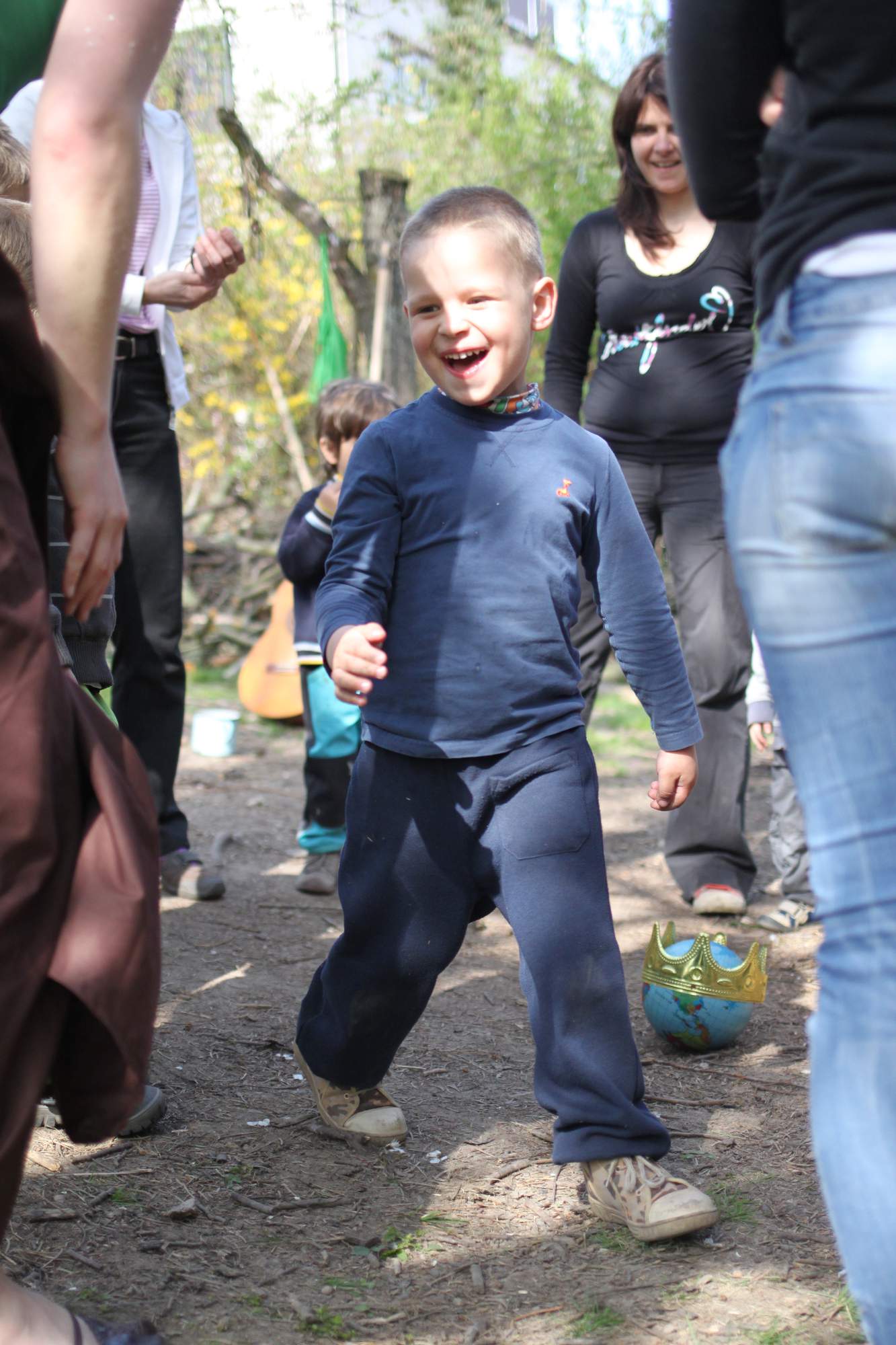 DĚTSKÝ LESNÍ KLUB V MECHU A KAPRADÍ foto 5