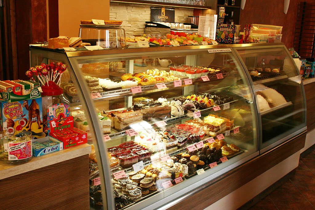 RŮŽOVÁ cukrárna & kavárna