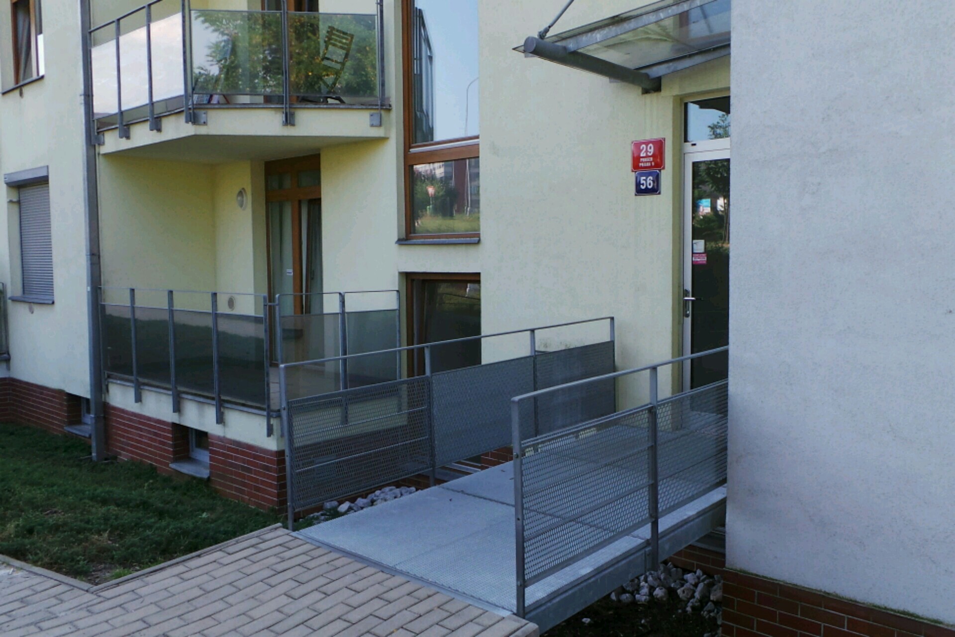 Petr Hartman - skladování zboží a balicí servis