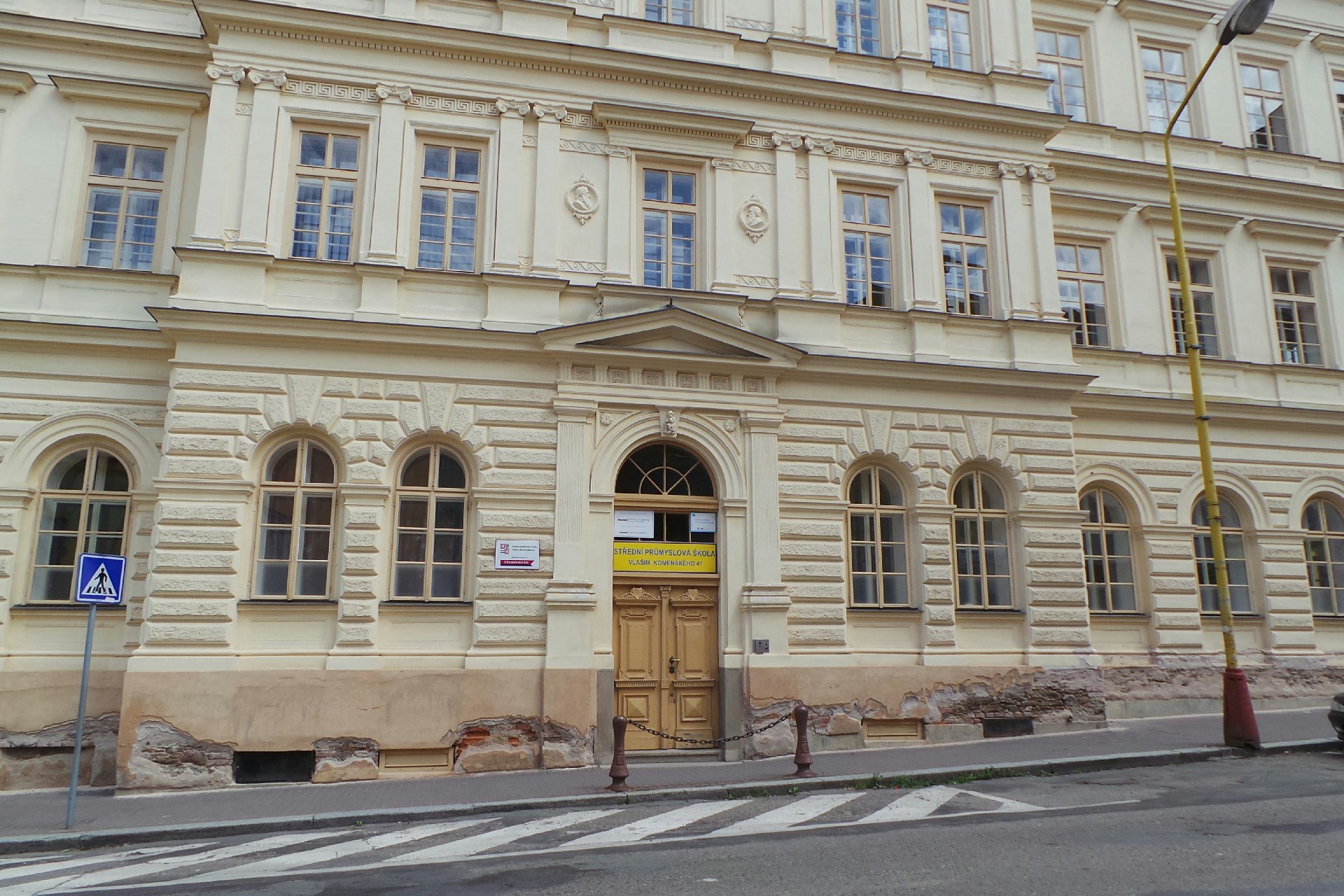 Střední průmyslová škola, Vlašim, Komenského 41