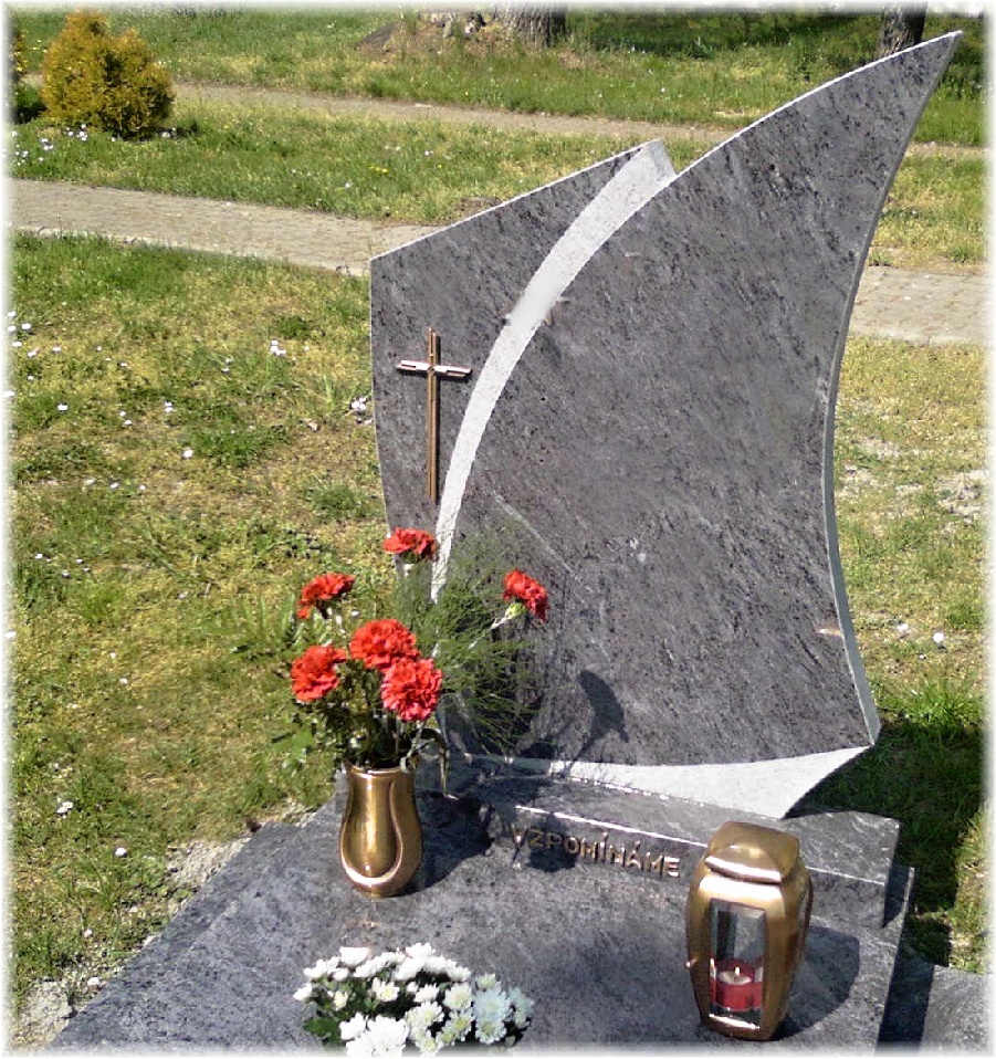 KÁMEN TLUMAČOV - kamenictví foto 6