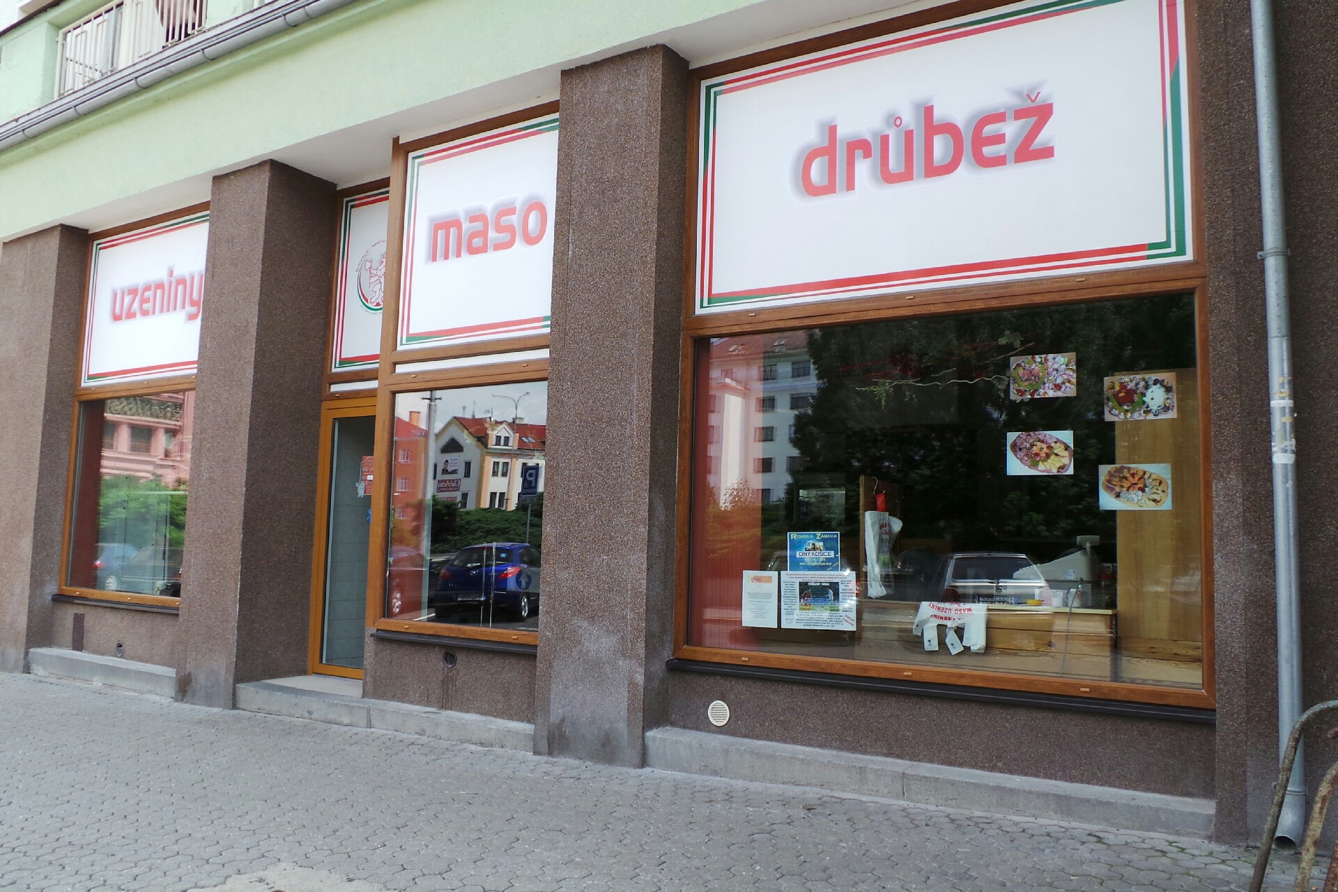 Dobřemysl řeznictví - uzenářství, s.r.o.