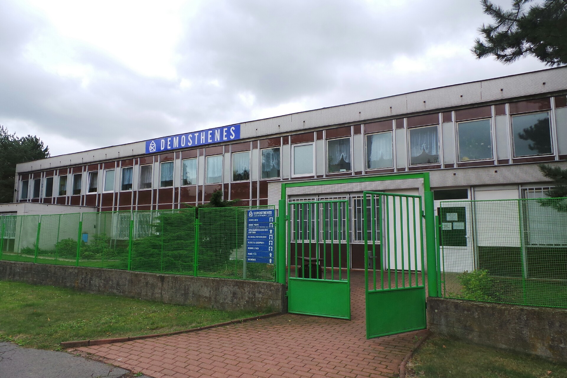 SANATORIUM DEMOSTHENES, s.r.o.