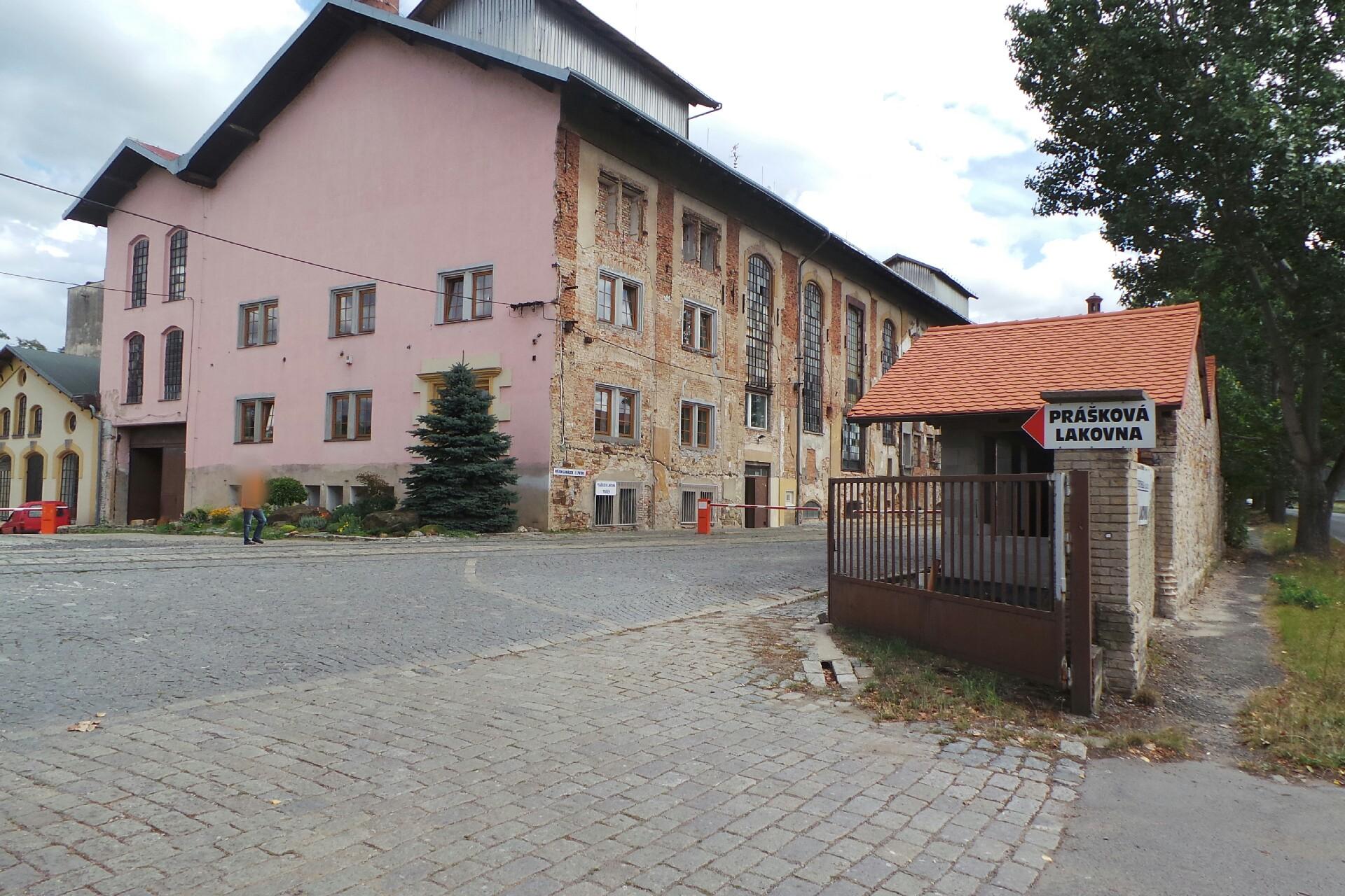 1.Toušeňská