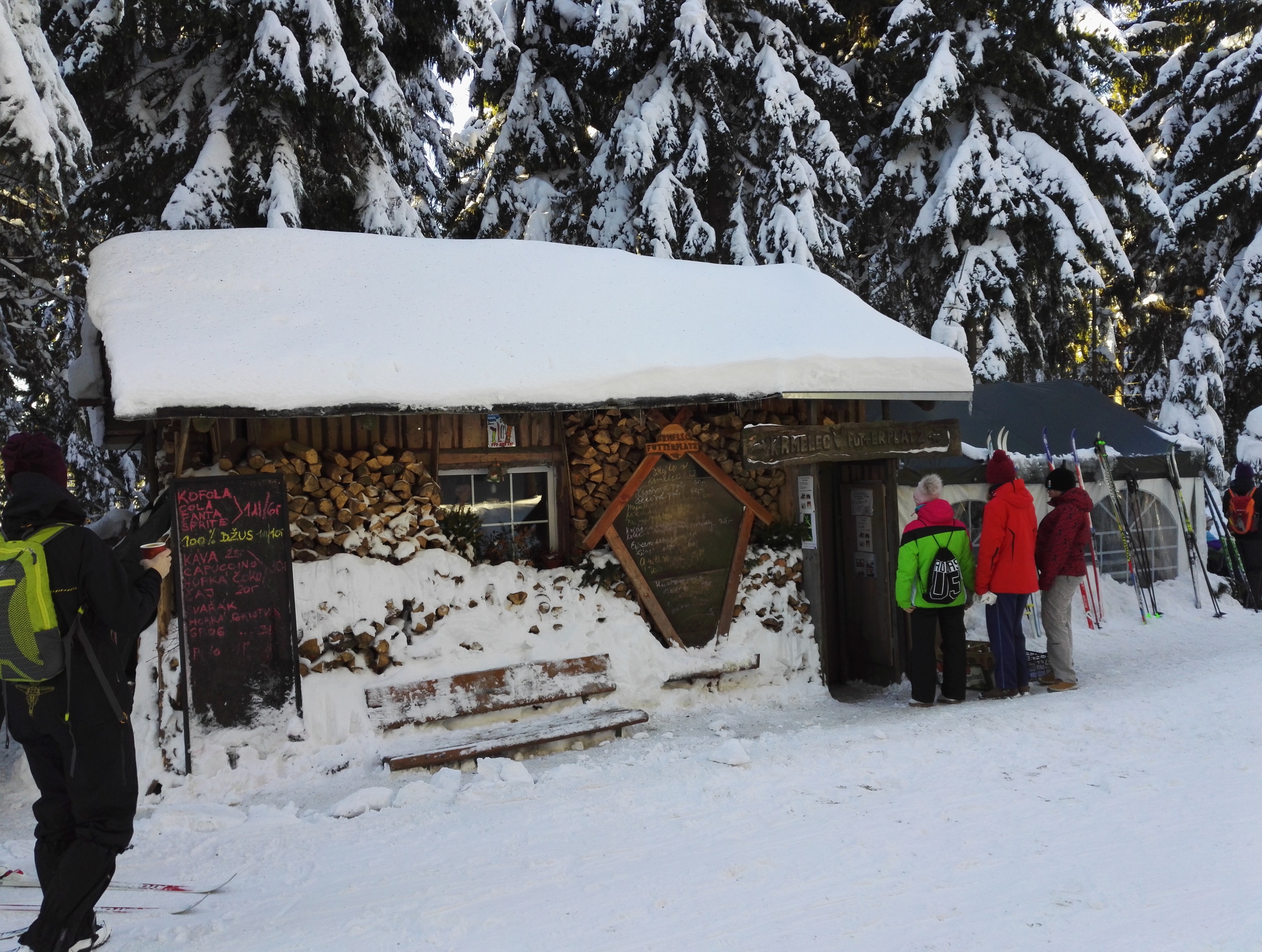 Občerstvení Krmelec - Futterplatz