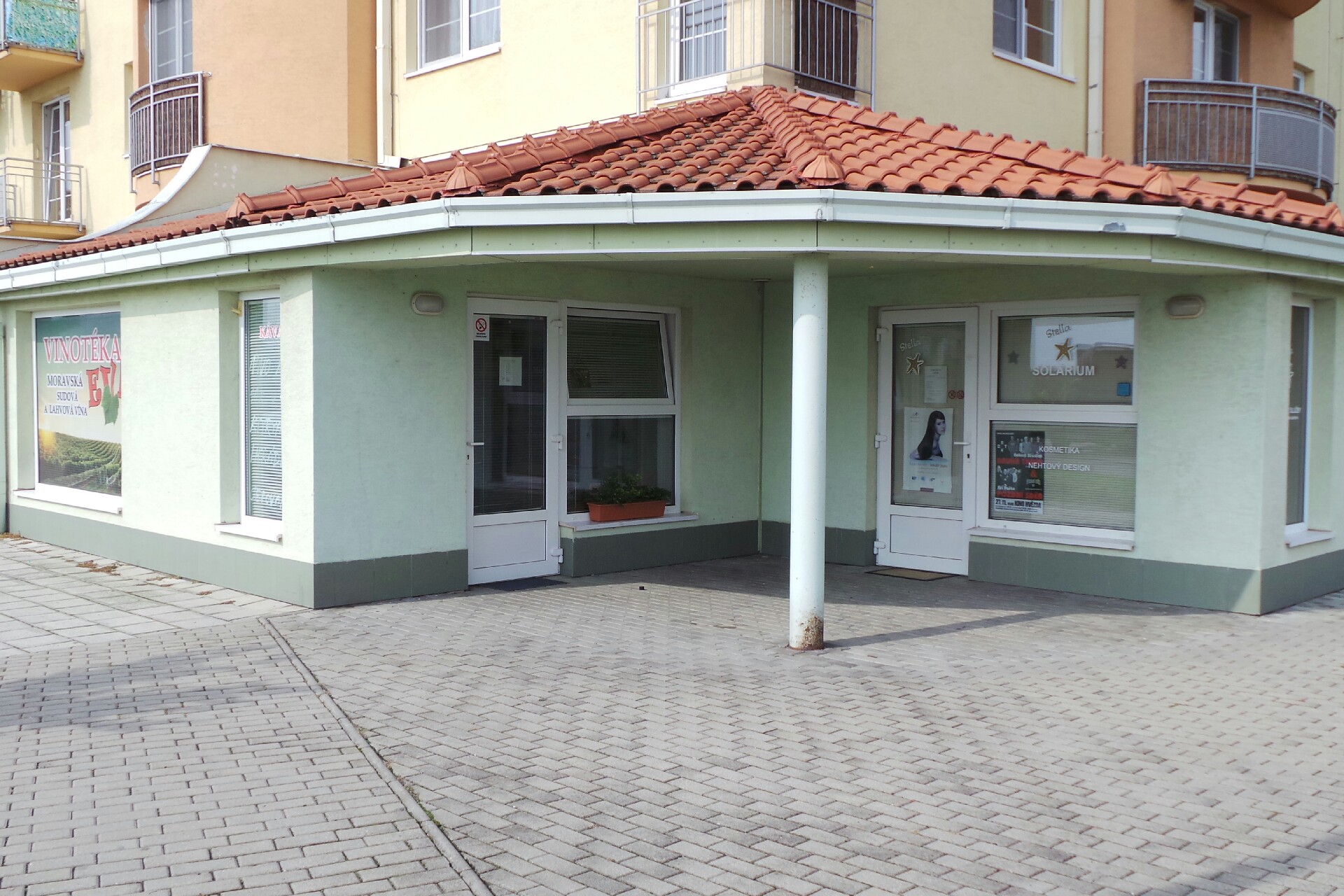 Milan Pochylý - Vinotéka