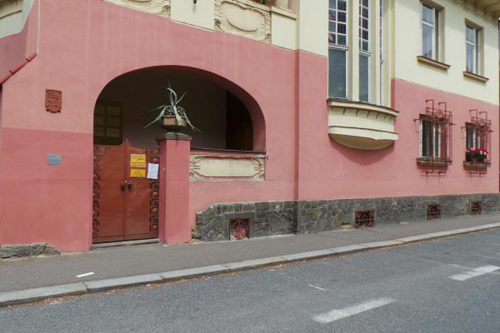 MUDr. Vít Horníček - HDent s.r.o.