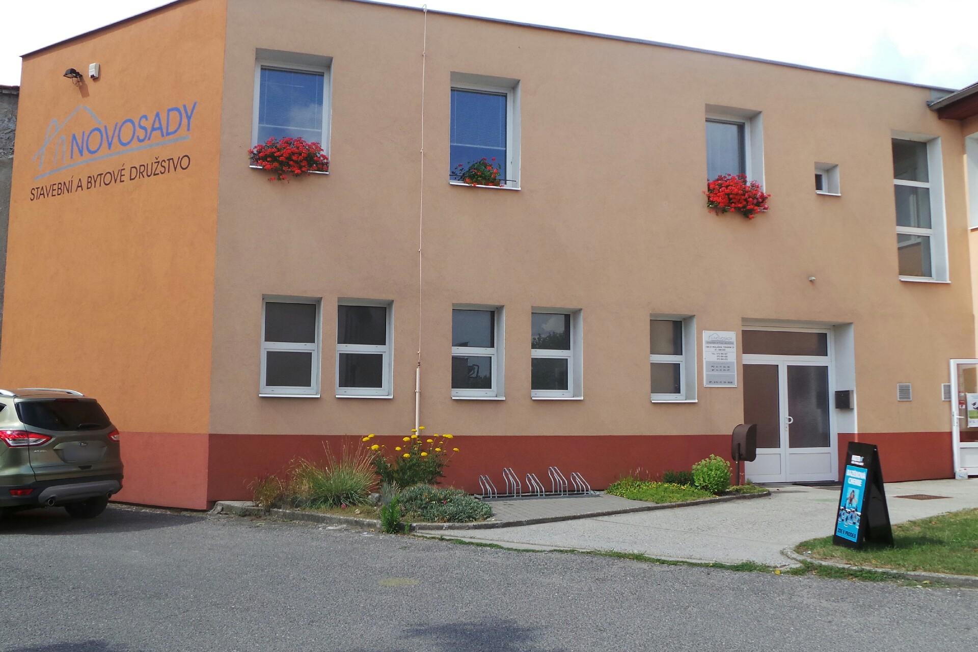 NOVOSADY, stavební bytové družstvo
